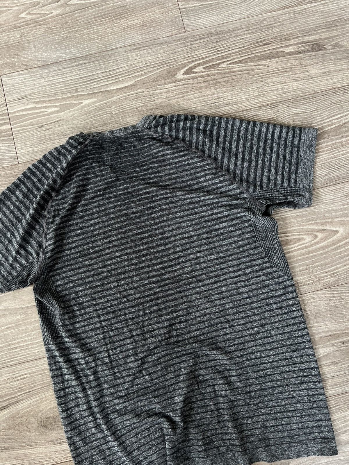 Other Odlo New Collections Gorpcore Lite Polyester Tee Size US L / EU 52-54 / 3 - 14 Thumbnail