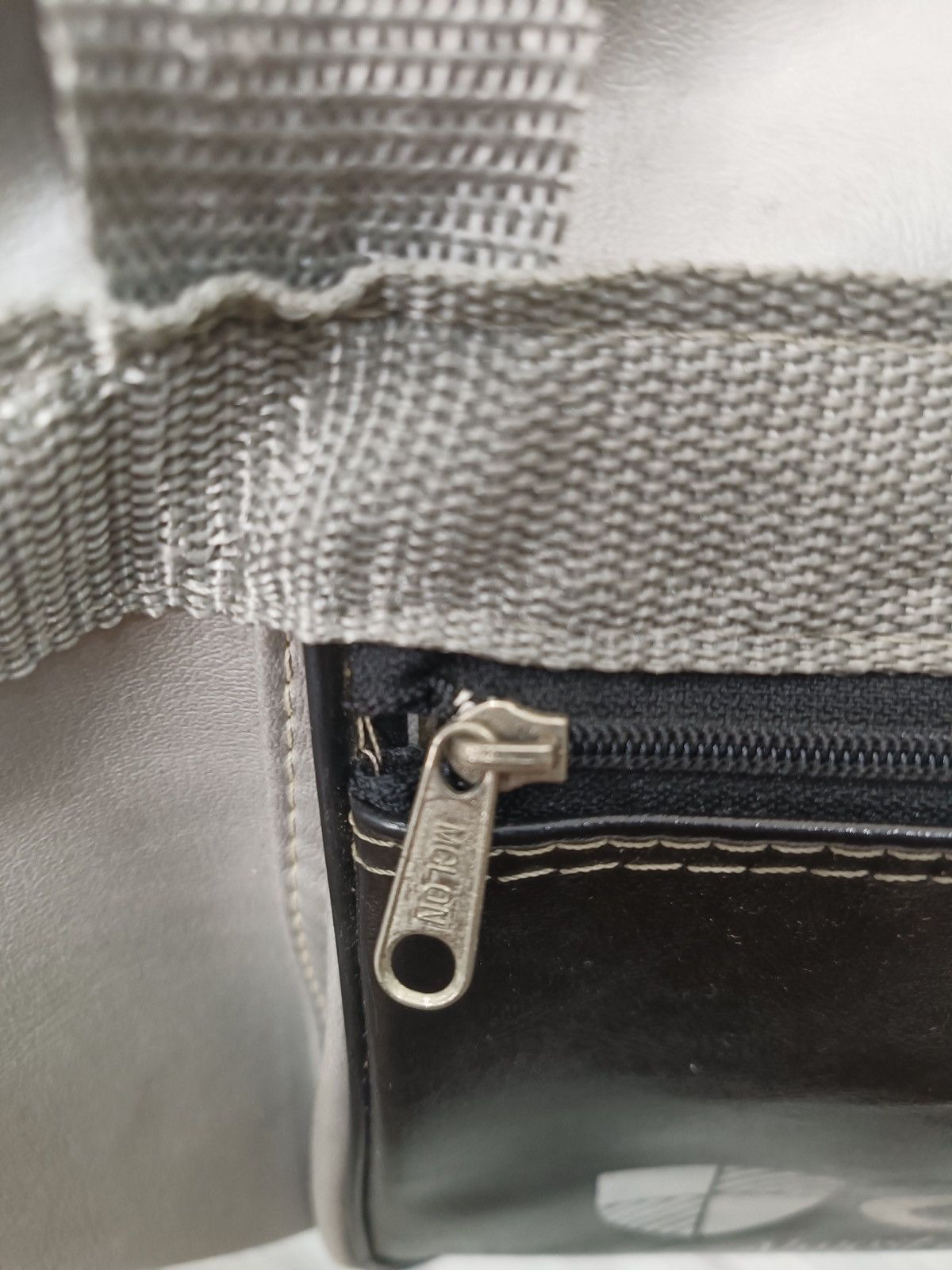 Oakley × Vintage OAKLEY Travel Bag Size ONE SIZE - 6 Thumbnail