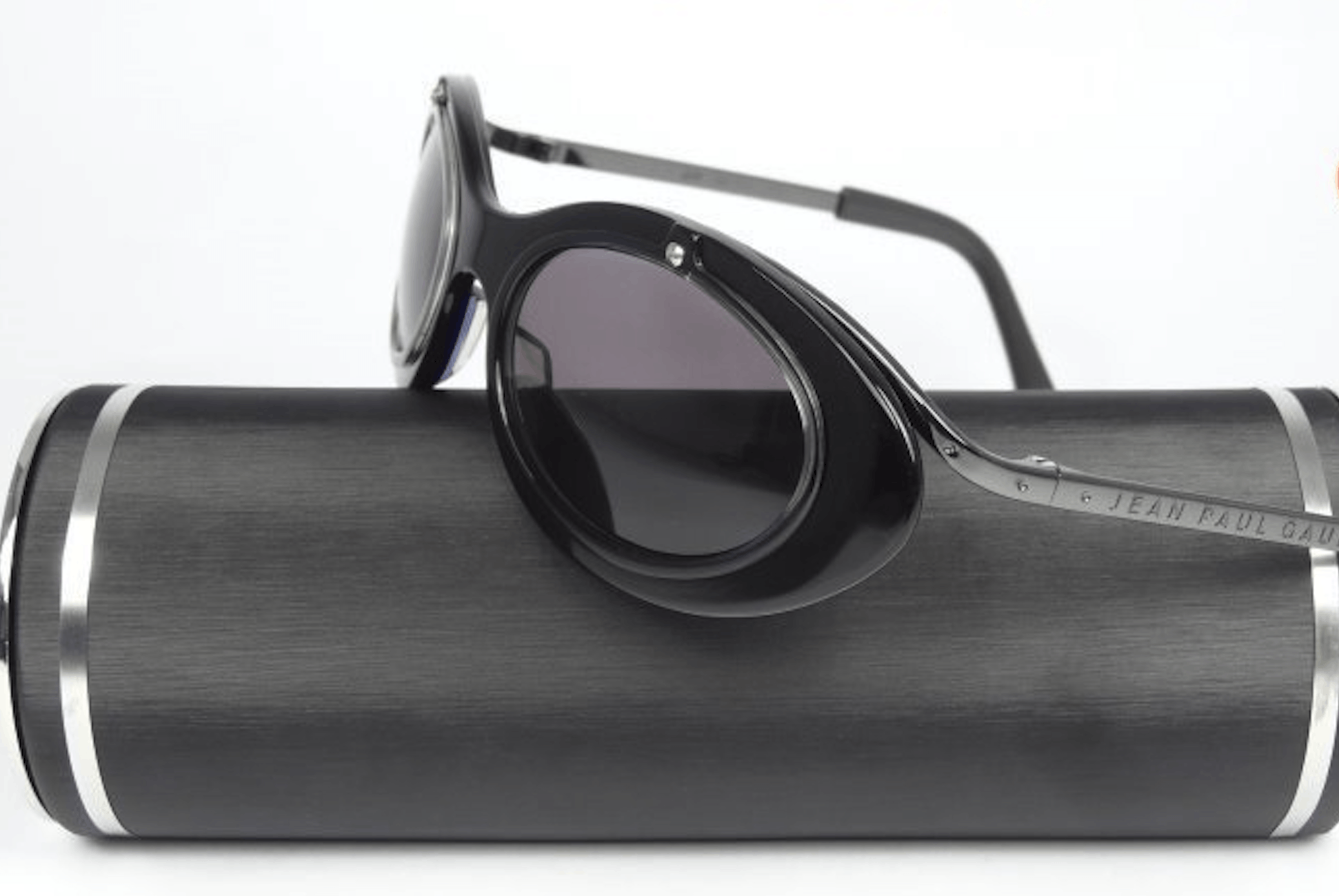 Jean Paul Gaultier Jean Paul Gaultier Vintage Sunglasses JPG Oval Mixed Frame Size ONE SIZE - 2 Thumbnail