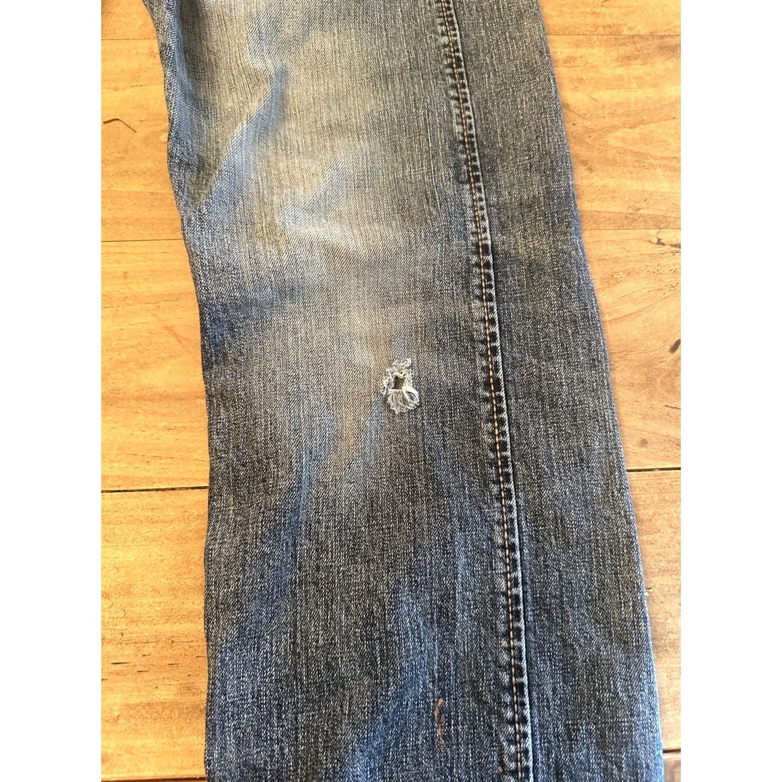 Wrangler Wrangler Jeans Mens 31x34 Blue Slim Fit Straight Leg Stretch WLT88BZ Distressed Size US 31 - 5 Thumbnail