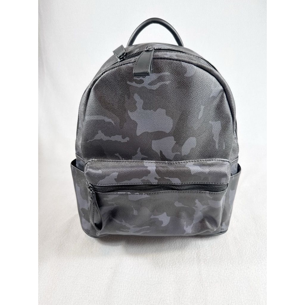 The Unbranded Brand Sleek Gray Camo Backpack – New with Tags Size ONE SIZE - 1 Thumbnail