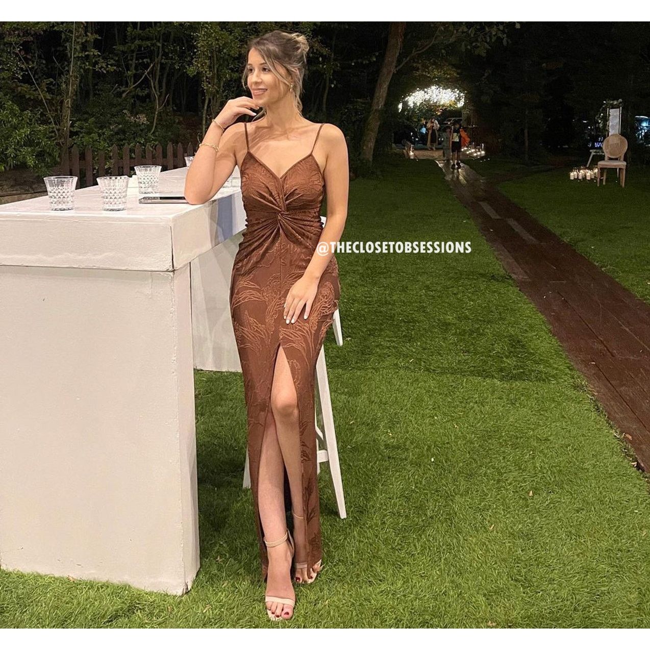Mango BLOGGER FAVE!!! MANGO V-Neck Embroidered Maxi Dress Size M / US 6-8 / IT 42-44 - 9 Thumbnail