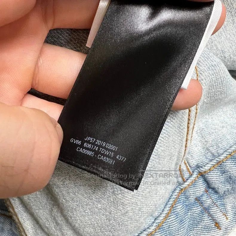 Balenciaga Balenciaga Washed Denim Jacket. Size US XS / EU 42 / 0 - 6 Thumbnail