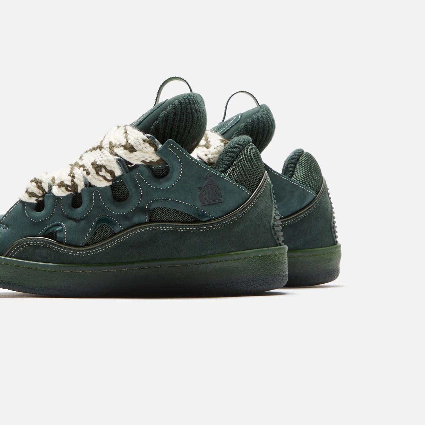 oc11z0325 Curb Low Top Sneakers in Dark Green