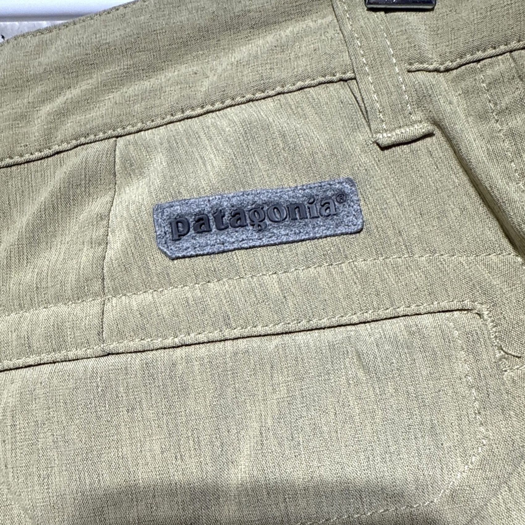 Patagonia Patagonia Pants Mens 34 Beige Chino Outdoor Hiking Pockets Flat Front Regular 31 Inseam Size US 34 / EU 50 - 3 Thumbnail