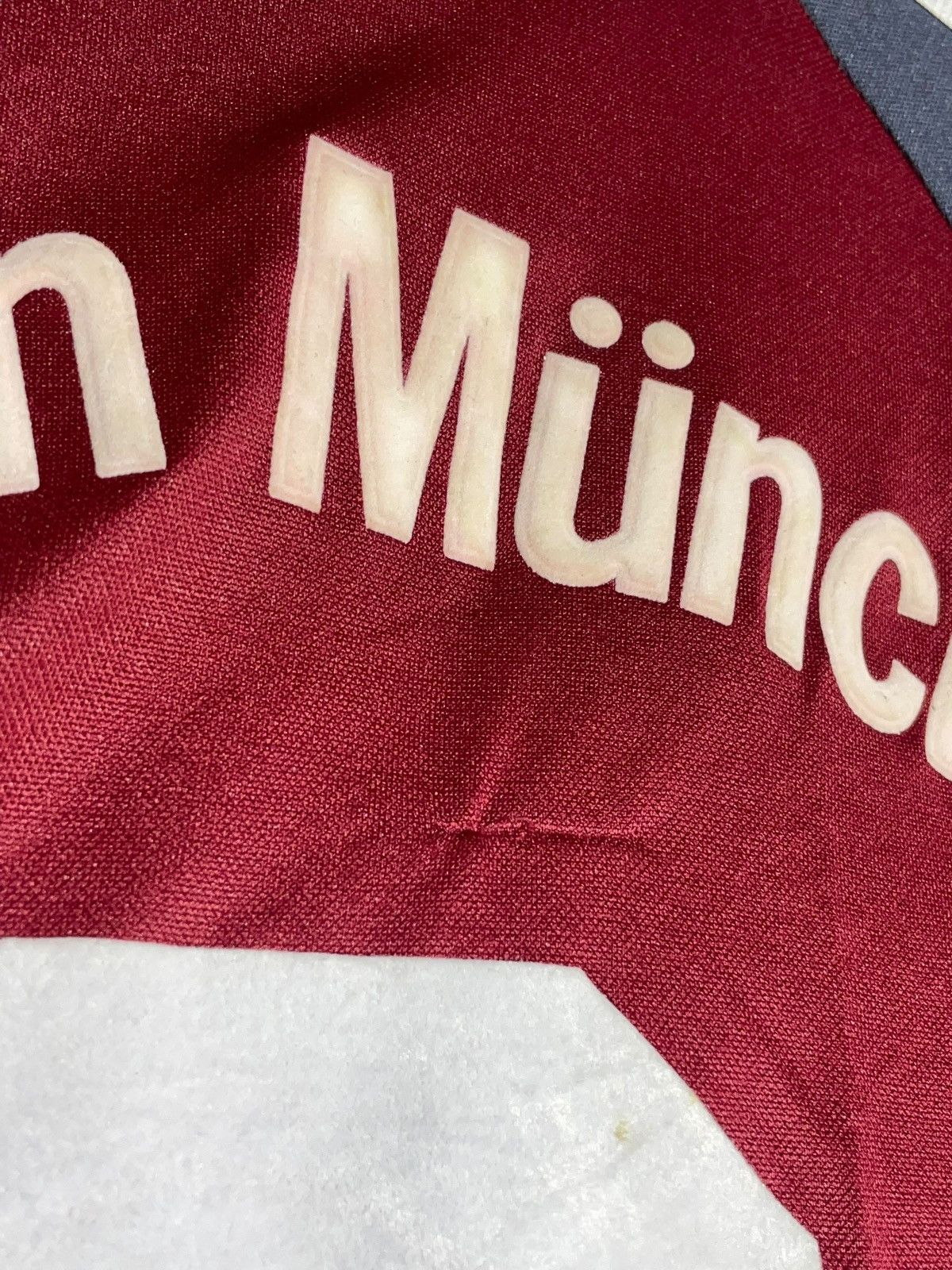 Adidas × Vintage #9 Elber Bayern Munchen Adidas 2001/02 Vintage Home Jersey Size US S / EU 44-46 / 1 - 13 Thumbnail