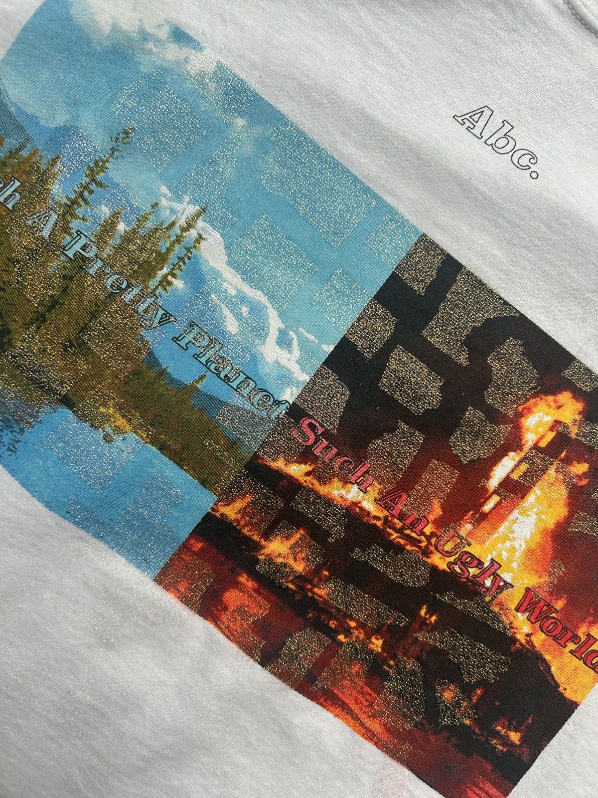 Advisory Board Crystals Advisory Board Crystals Pretty Planet, Ugly World Sample Tee Size US L / EU 52-54 / 3 - 5 Thumbnail