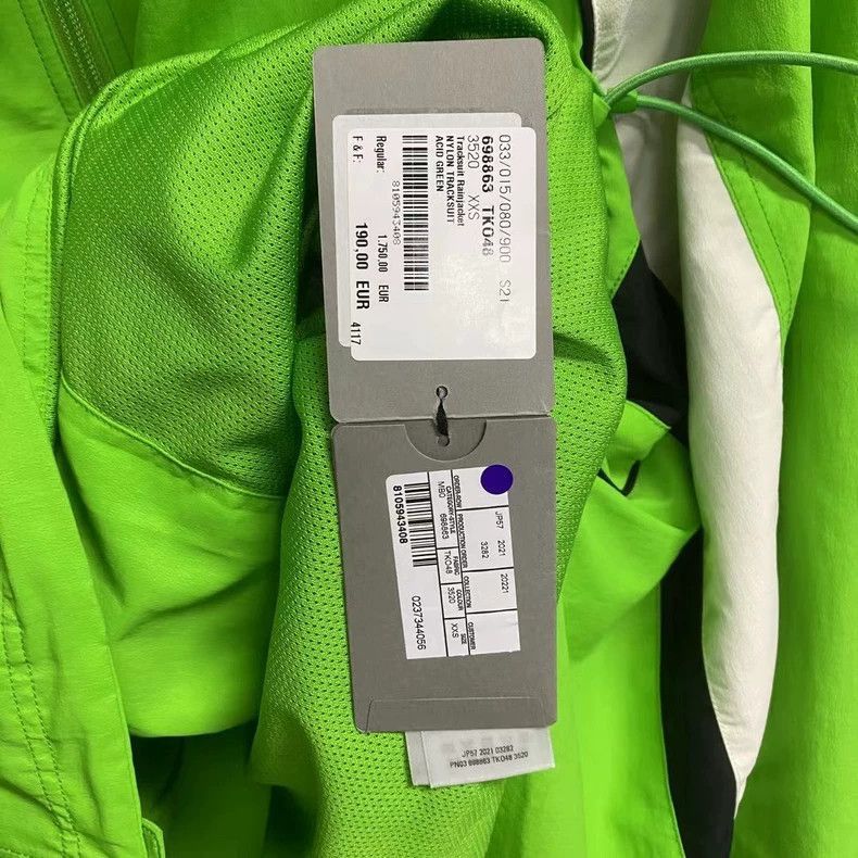 Balenciaga Balenciaga Latest Green Logo Jacket from Balenciaga-2506 Size US XXS / EU 40 - 8 Thumbnail