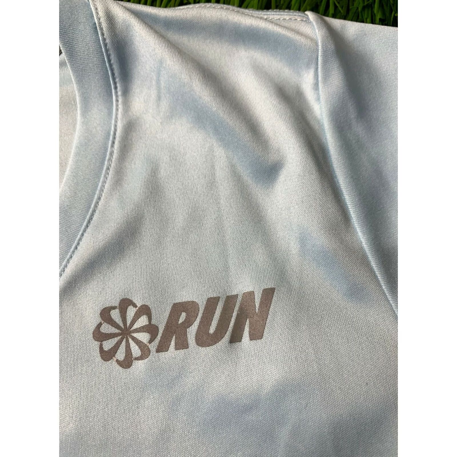 Nike NIKE RUN RUNNING DRI-FIT ORIGINAL WOMENS TRAINING SHIRT JERSEY TEE SIZE S BLUE Reflective Logos Training 90s Run Womens Size S / US 4 / IT 40 - 3 Thumbnail