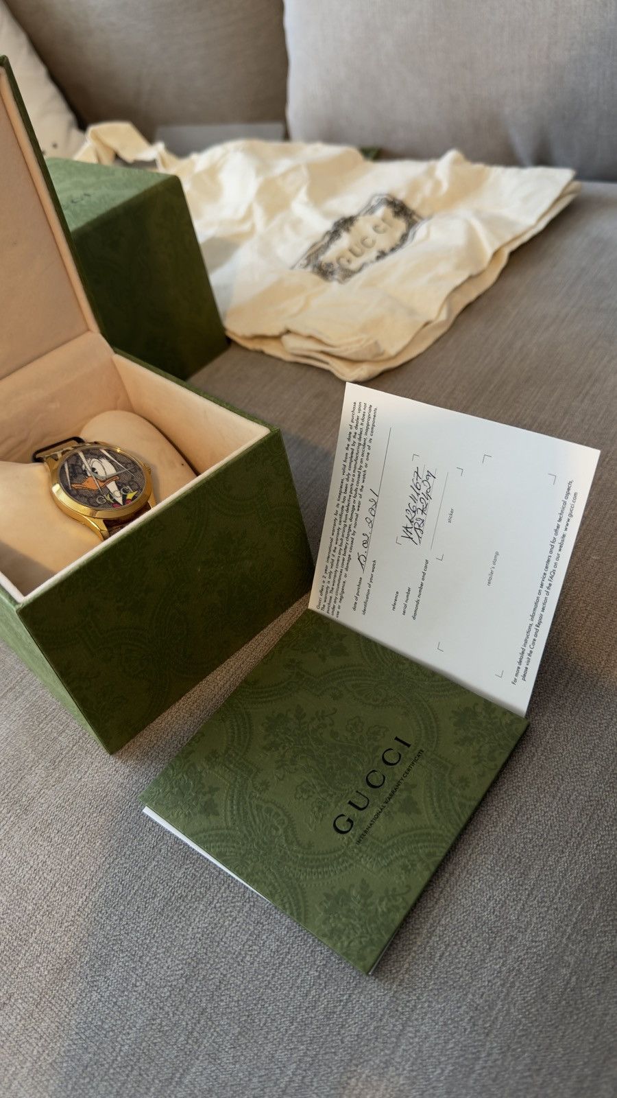 Gucci Gucci Watch G-Timeless 38mm Disney Donald Duck Size 38 - 10 Thumbnail