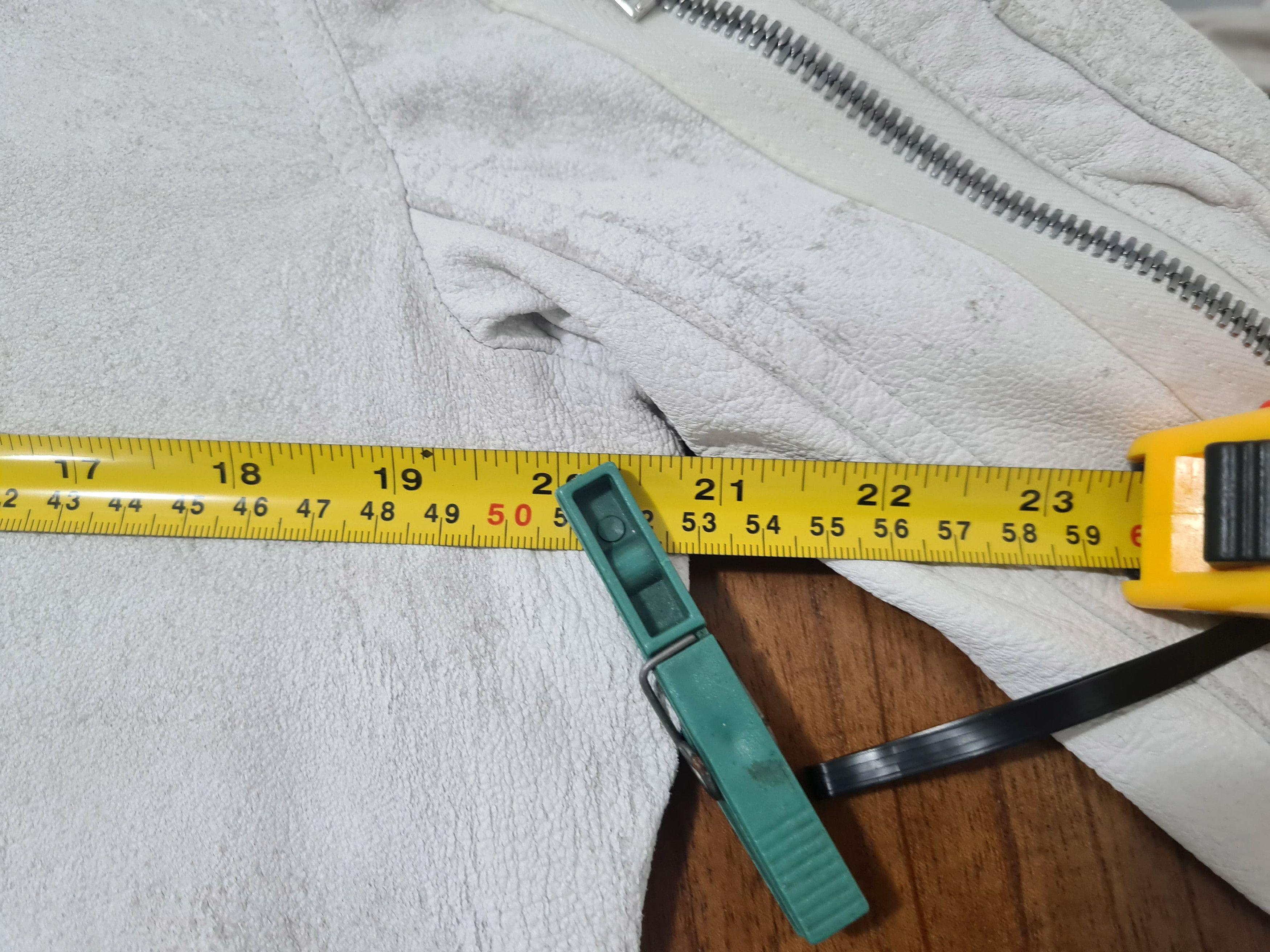Rick Owens Chalk White Bomber Jacket in Blistered Lamb Leather MA-1 OBO Size US S / EU 44-46 / 1 - 14 Thumbnail