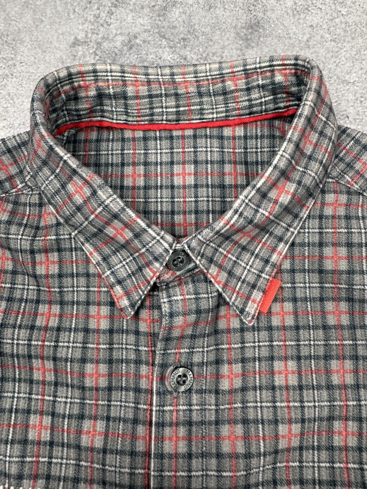 Mammut Mammut Men Shirt Grey Red Check Size L Size US L / EU 52-54 / 3 - 5 Thumbnail