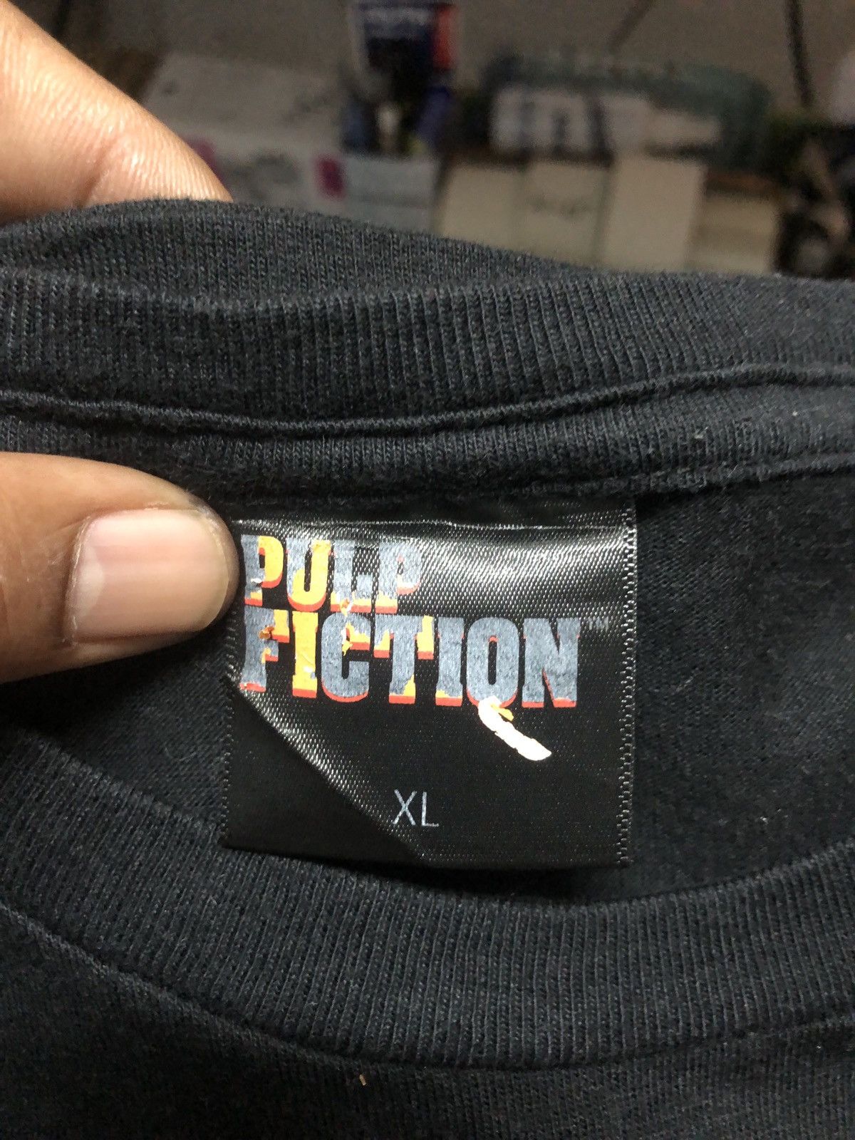 Vintage Vintage Y2K Pulp Fiction Poster Promo Movie Tshirt Size US L / EU 52-54 / 3 - 10 Thumbnail