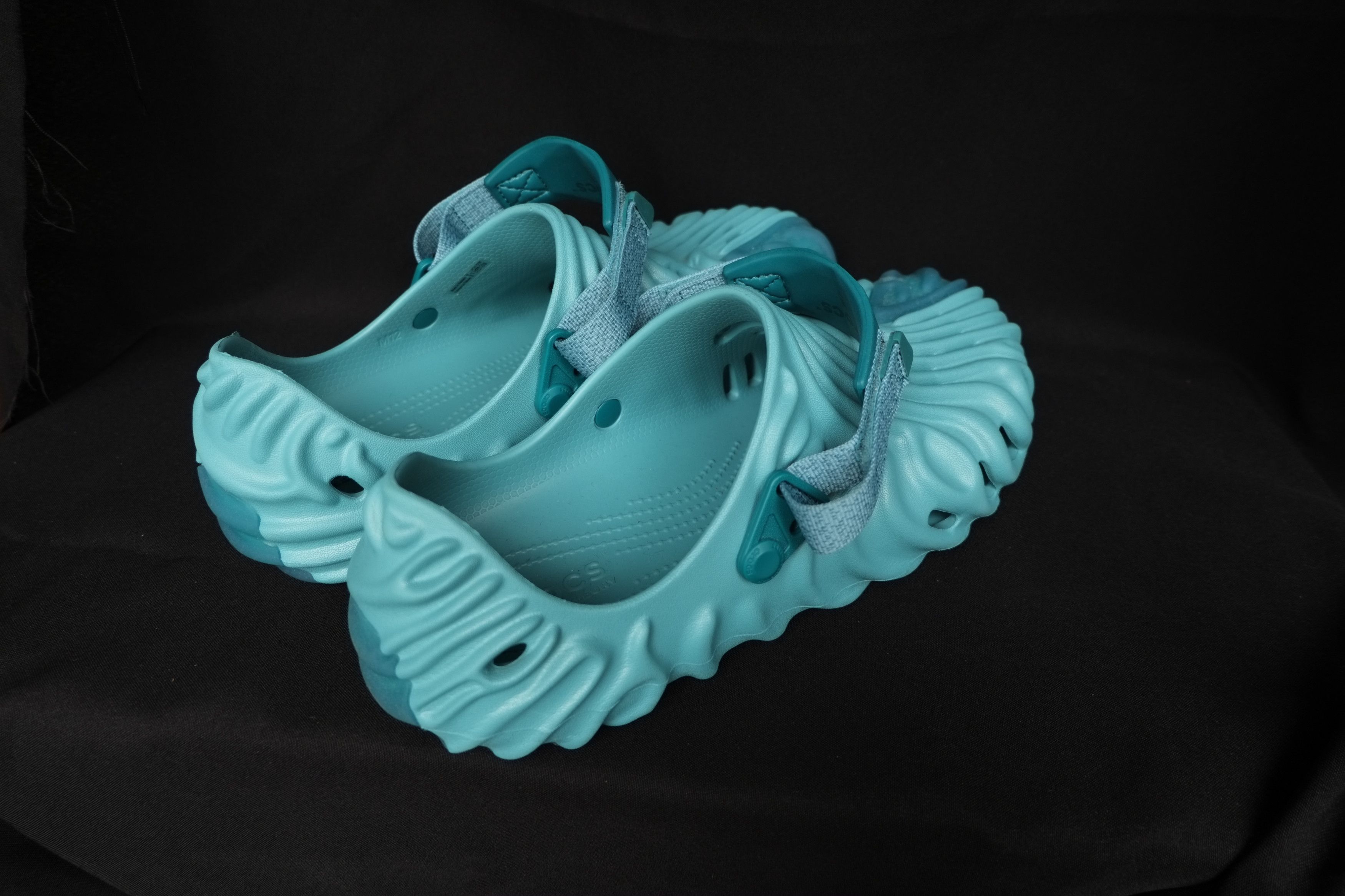 Crocs × Salehe Bembury Crocs Salehe Bembury Pollex Clog “Turquoise” Blue Size US 12 / EU 45 - 8 Thumbnail