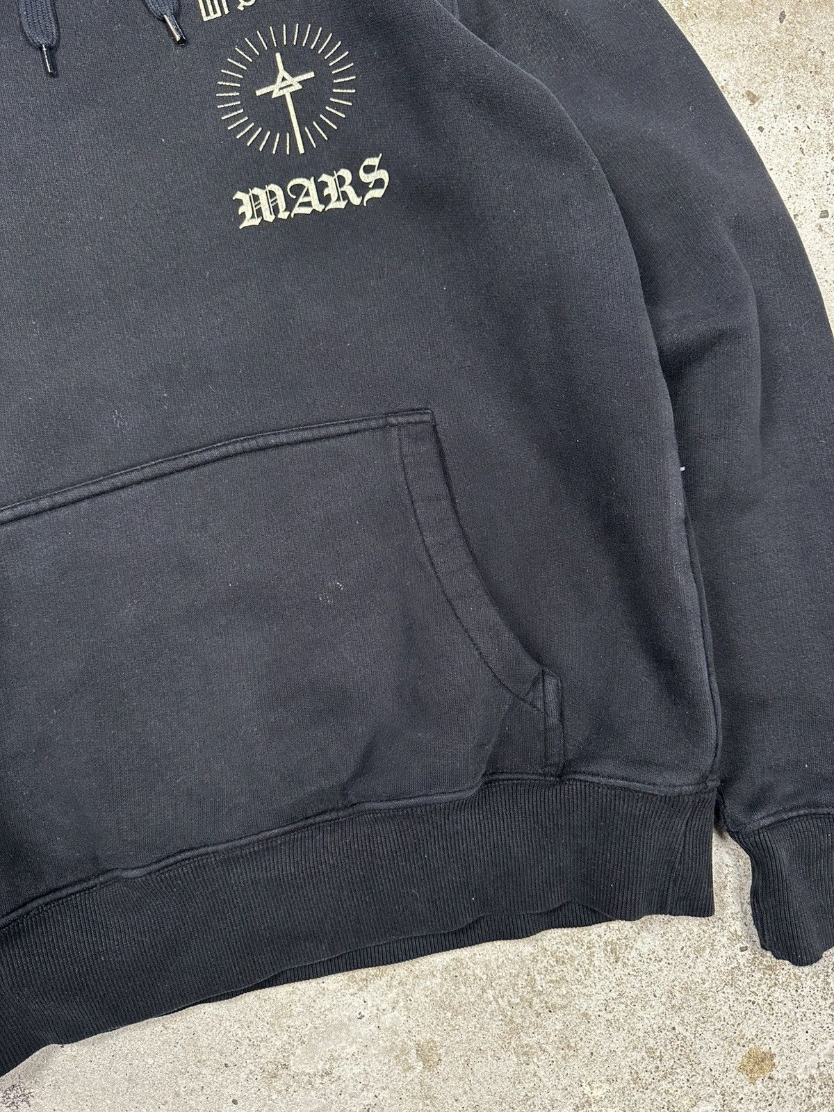 Band Tees Vintage Thirsty Seconds to Mars 30 Band Tour Hoodie Size US M / EU 48-50 / 2 - 4 Thumbnail