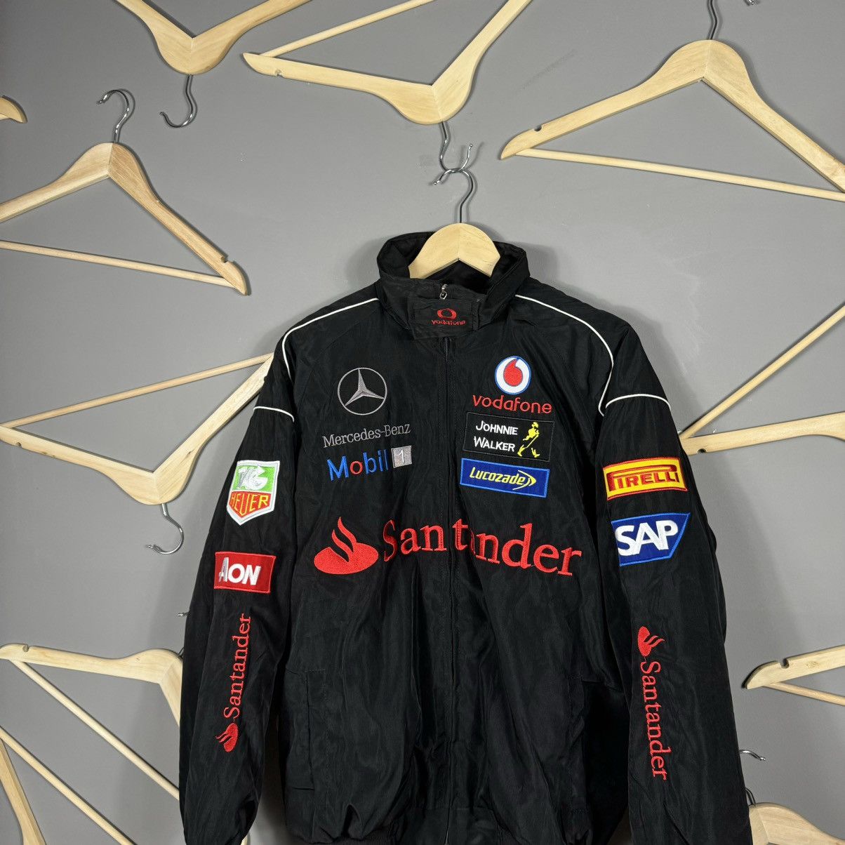 Mercedes-Benz Vintage Mercedes Benz Formula One Santander Racing Jacket Size US XL / EU 56 / 4 - 3 Thumbnail