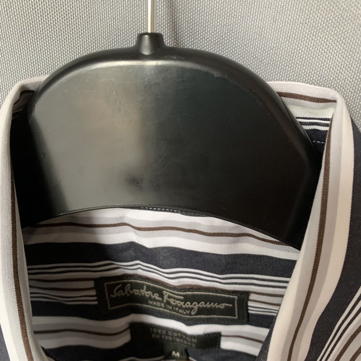 Salvatore Ferragamo Salvatore Ferragamo shirt medium button up luxury Size US M / EU 48-50 / 2 - 3 Thumbnail