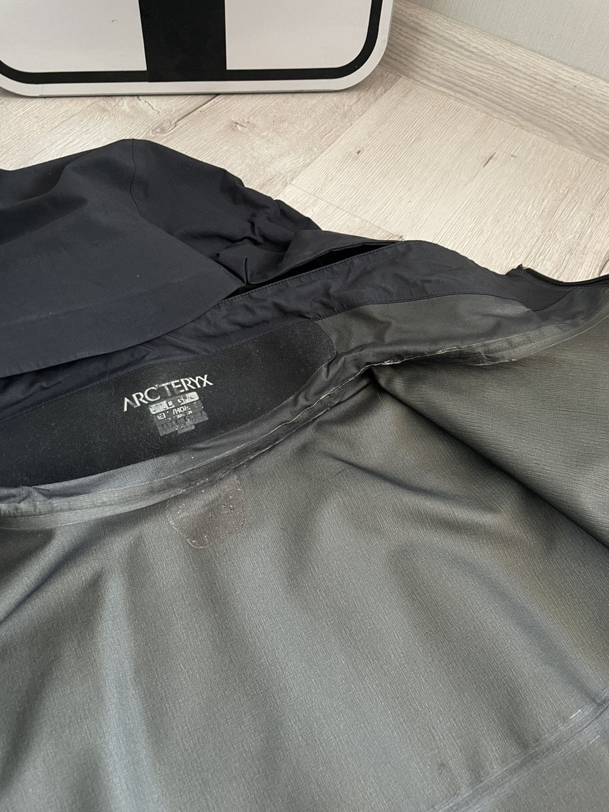 Arc'teryx Arc’teryx Theta AR GoreTex Pro Shell Jacket Vintage XCR Size US L / EU 52-54 / 3 - 20 Thumbnail