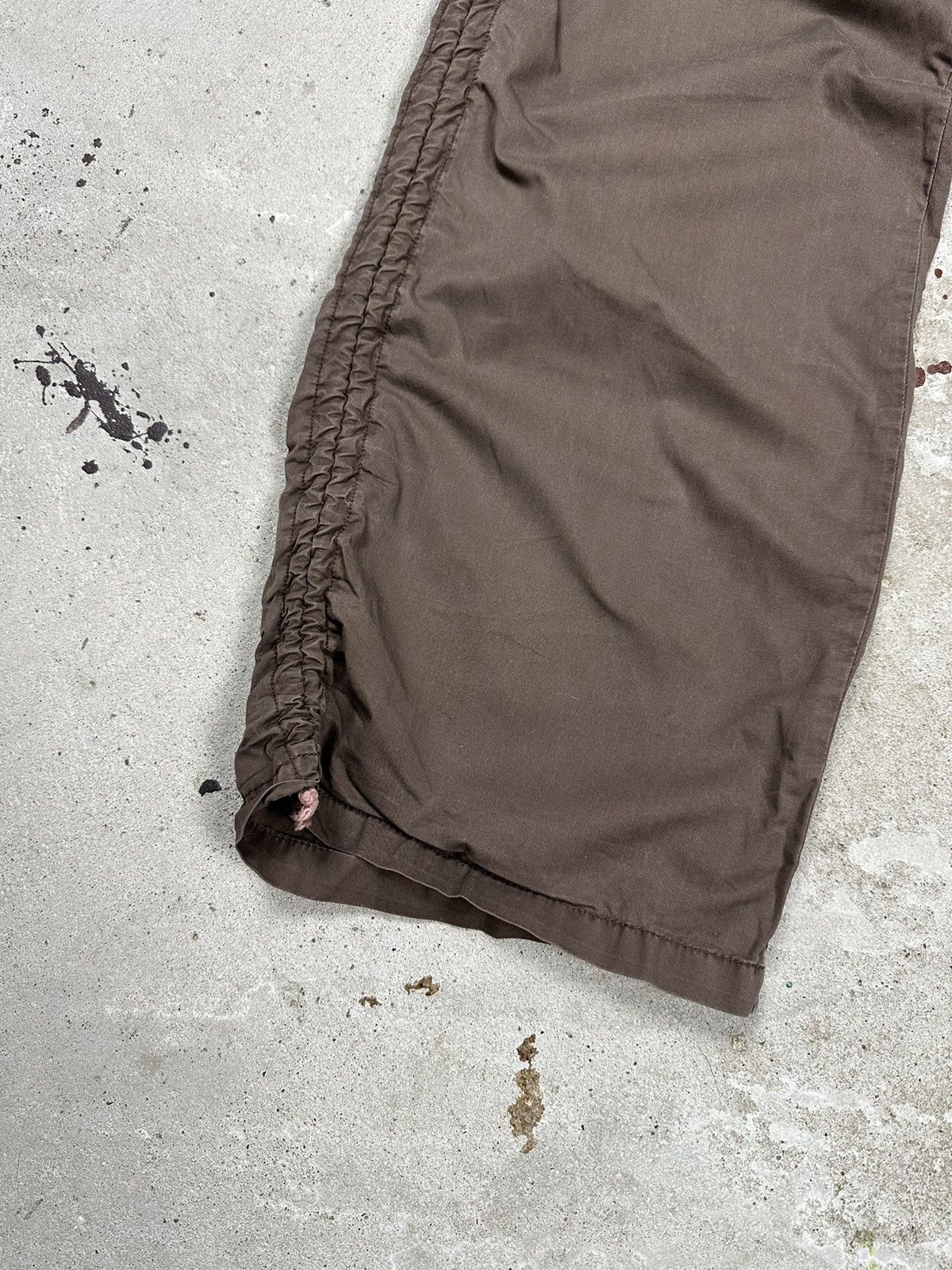 If Six Was Nine × Japanese Brand × Vintage Vintage Y2K Brown Cargo Flare Pants Baggy Size US 29 - 3 Thumbnail