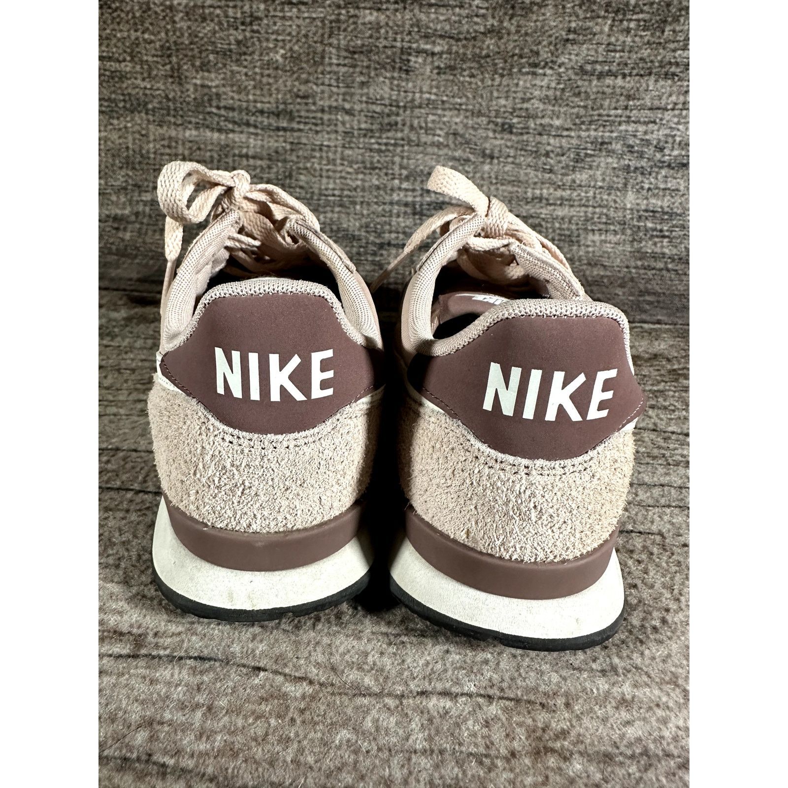 Nike Nike Womens Internationalist Shoes Pink Leather Sneakers Size US 7 / IT 37 - 5 Thumbnail