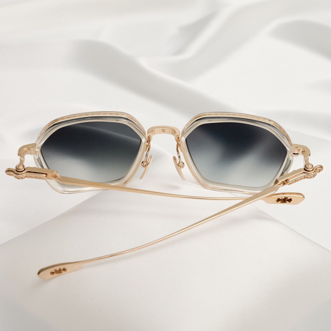 Chrome Hearts CHROME HEARTS DANGER ZONE CRYSTAL / GOLD PLATED SUNGLASSES Size ONE SIZE - 7 Thumbnail