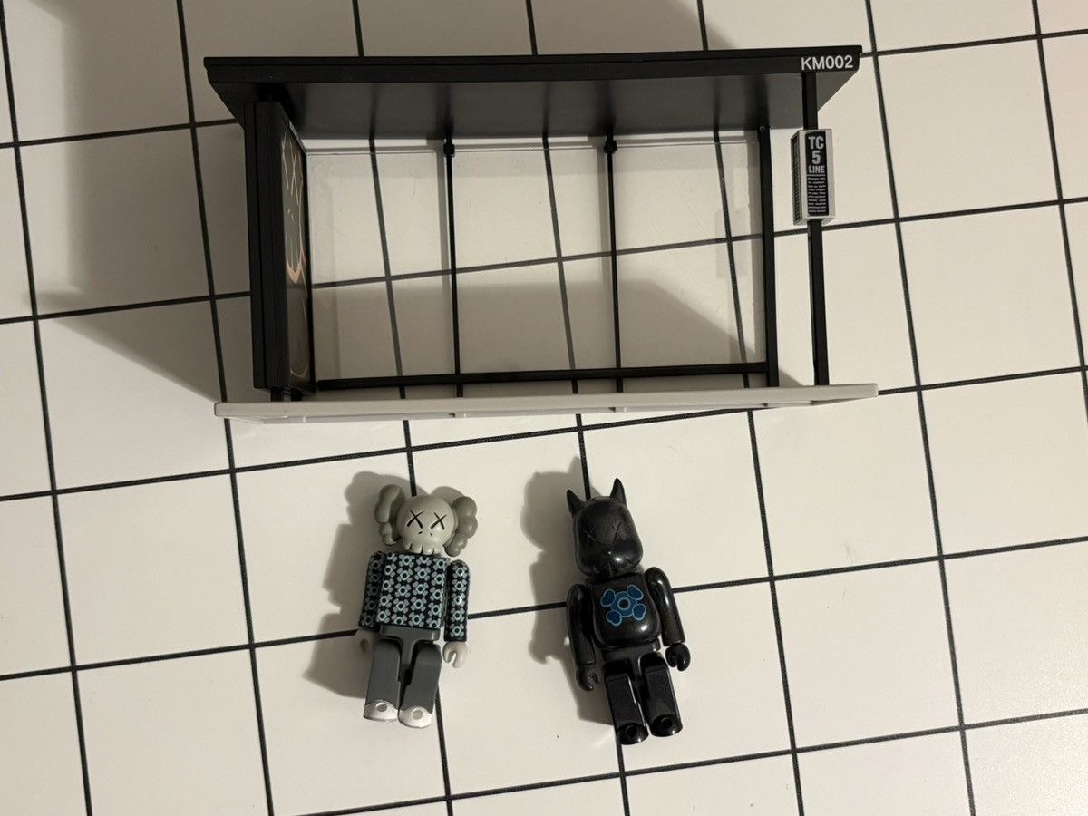 Kaws KAWS × Kubrick Bus Stop Sets 1 & 2 Size ONE SIZE - 4 Thumbnail