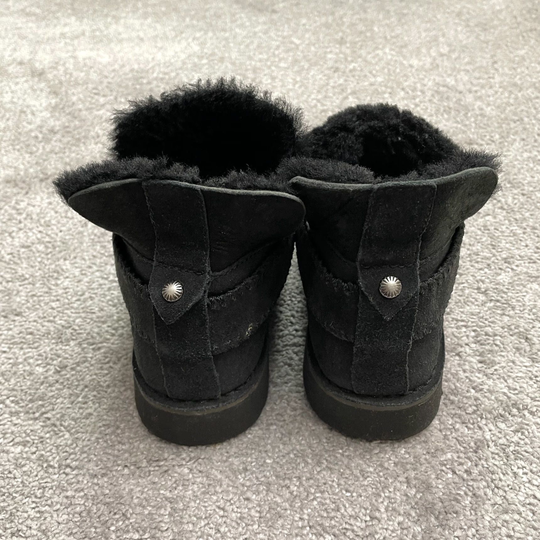 Ugg UGG Mckay Suede Shearling Ankle Boots Womens 7 Eu 38 Black Slip On Sheepskin Size US 7 / IT 37 - 2 Thumbnail