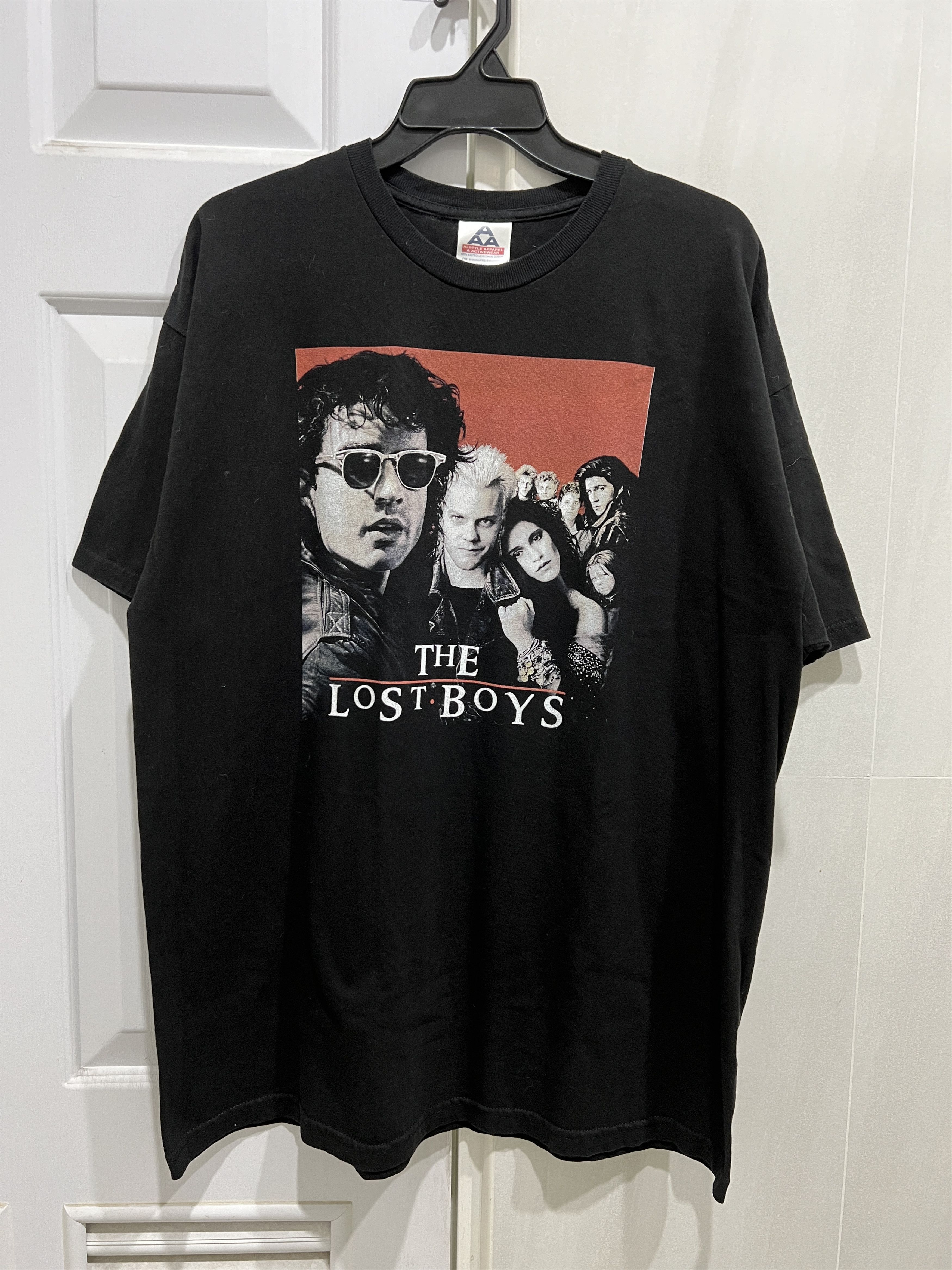 Expert Horror Vintage The Lost Boys Movie Promo Tee XL Size US XL / EU 56 / 4 - 2 Thumbnail