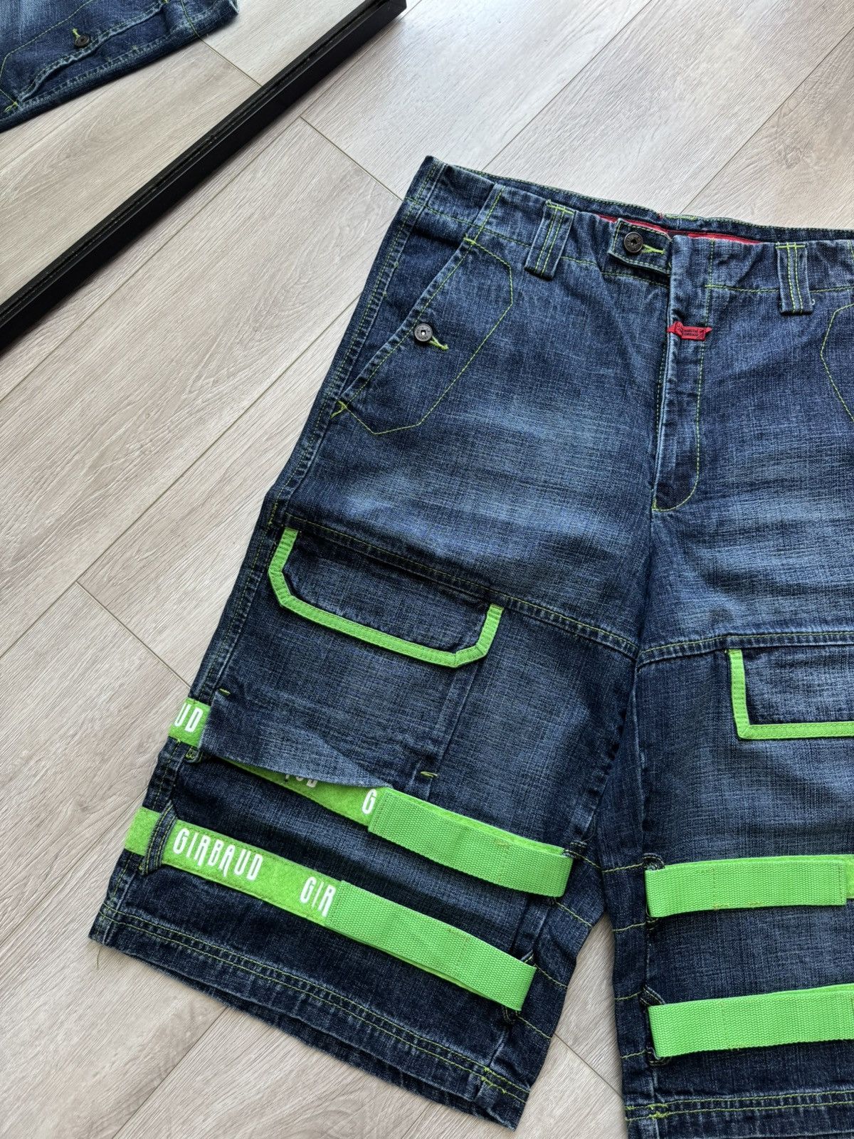 Marithe + Francois Girbaud Vintage Marithe Francois Girbaud Parachute Cargo Shorts Size US 34 / EU 50 - 2 Thumbnail