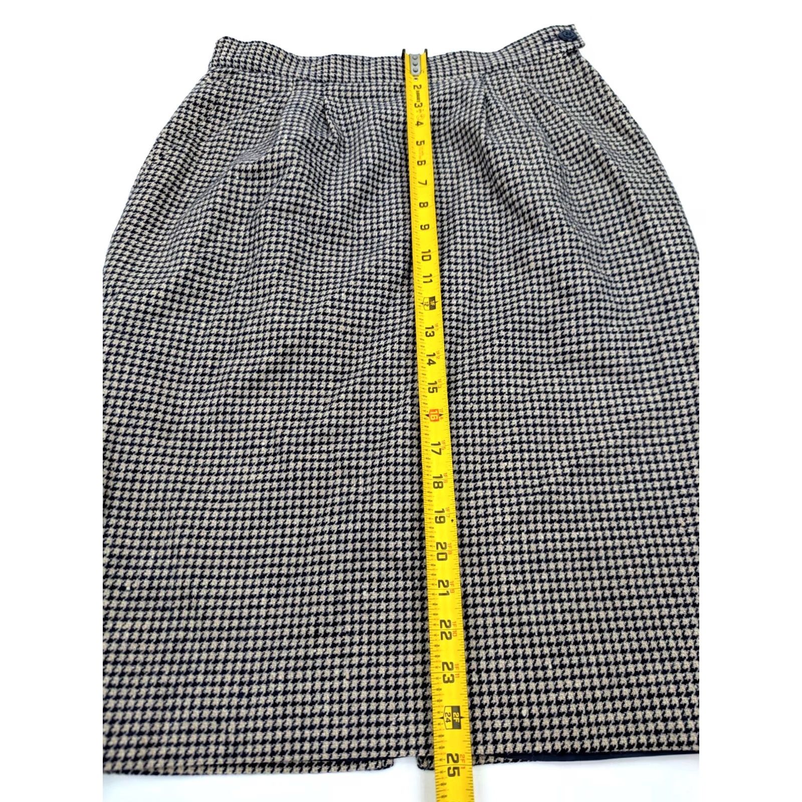 Pendleton VINTAGE Miss Pendleton Houndstooth Pencil Skirt Women 12 Wool Lined EUC Size 34" / US 12 / IT 48 - 4 Thumbnail