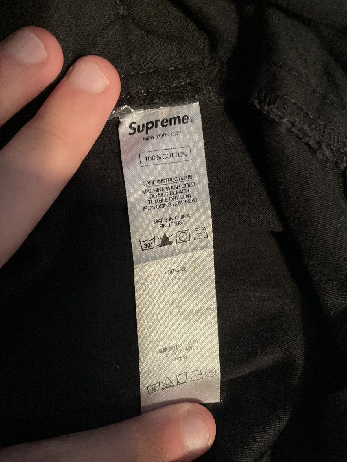Supreme black supreme cargo shorts Size US 30 / EU 46 - 8 Thumbnail