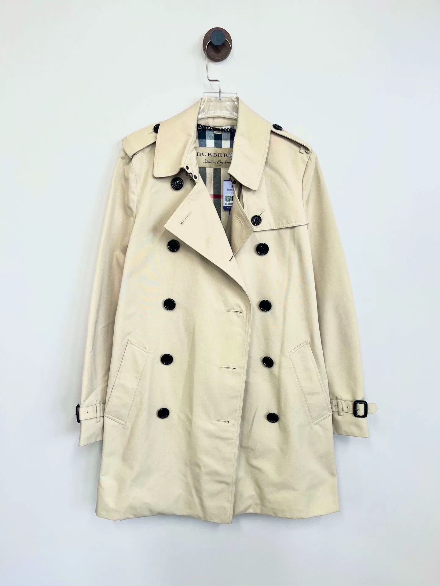 Burberry Burberry Beige Trench Coat UK6 Size US S / EU 44-46 / 1 - 1 Thumbnail