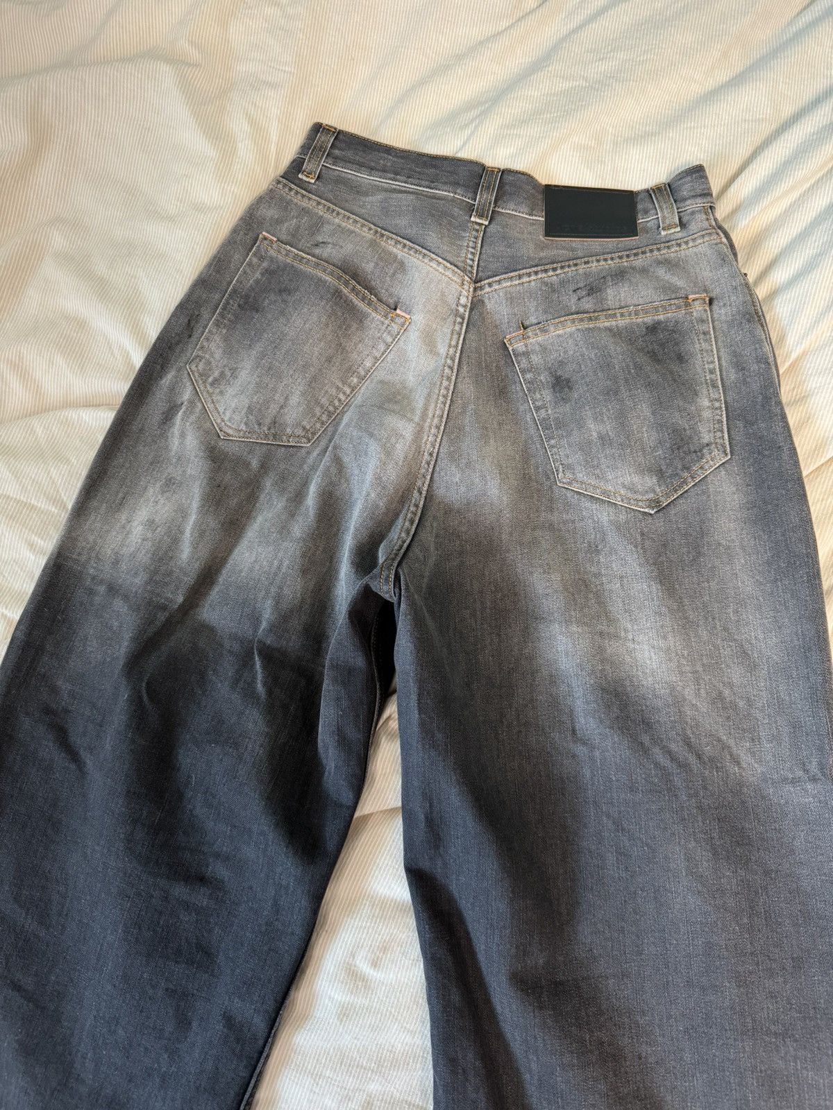 Acne Studios ACNE STUDIO SUPER BAGGY FIT JEANS - 2023M Size US 31 - 2 Thumbnail