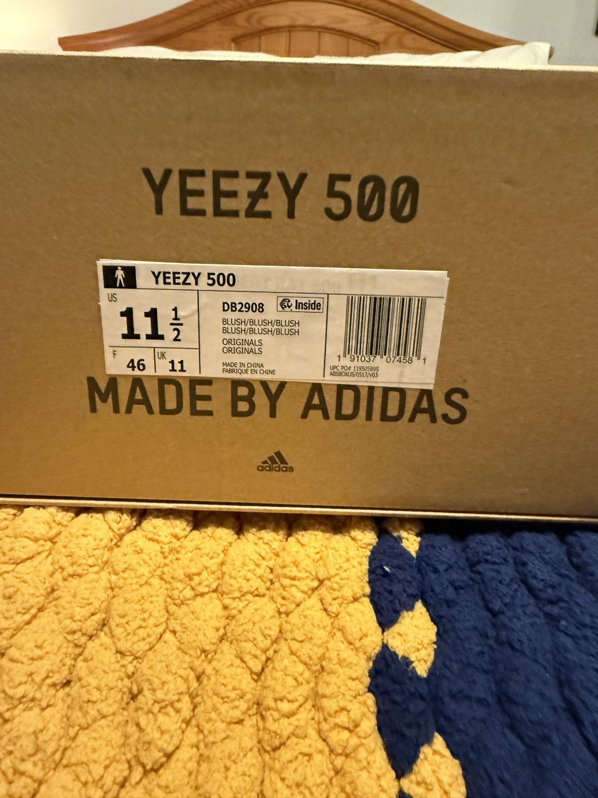 Yeezy Yeezy 500 ‘Blush’ Size US 11.5 / EU 44-45 - 6 Thumbnail