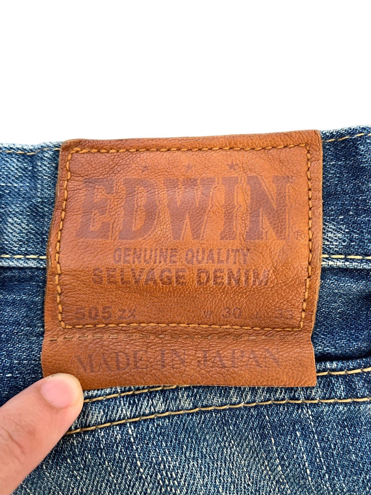 Edwin VINTAGE EDWIN505zx SELVEDGE BUCKLE BACK DISTRESSED DENIM Size US 33 - 10 Thumbnail