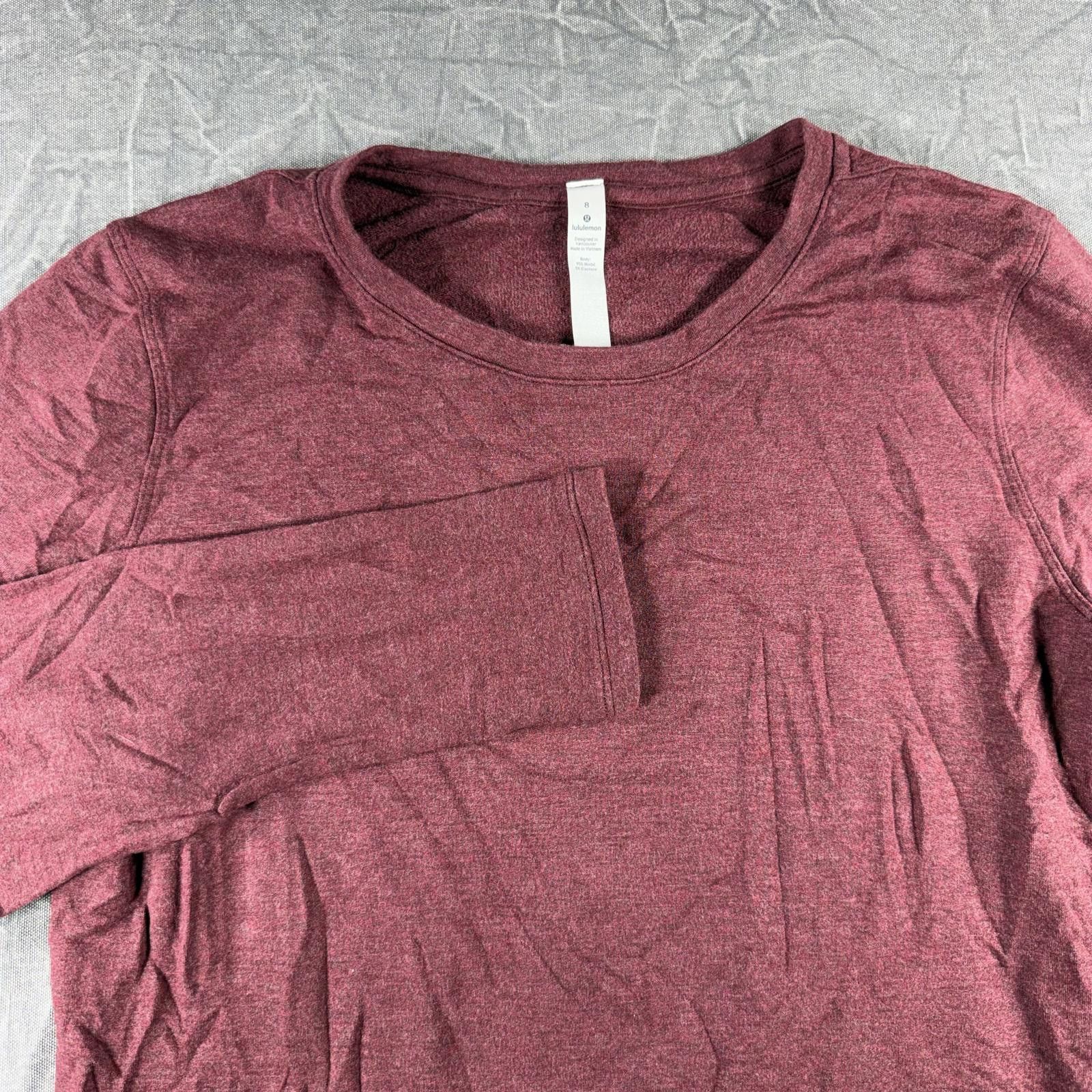 Lululemon Lululemon Shirt Women's 8 Burgundy Long Sleeve Active Size M / US 6-8 / IT 42-44 - 1 Thumbnail
