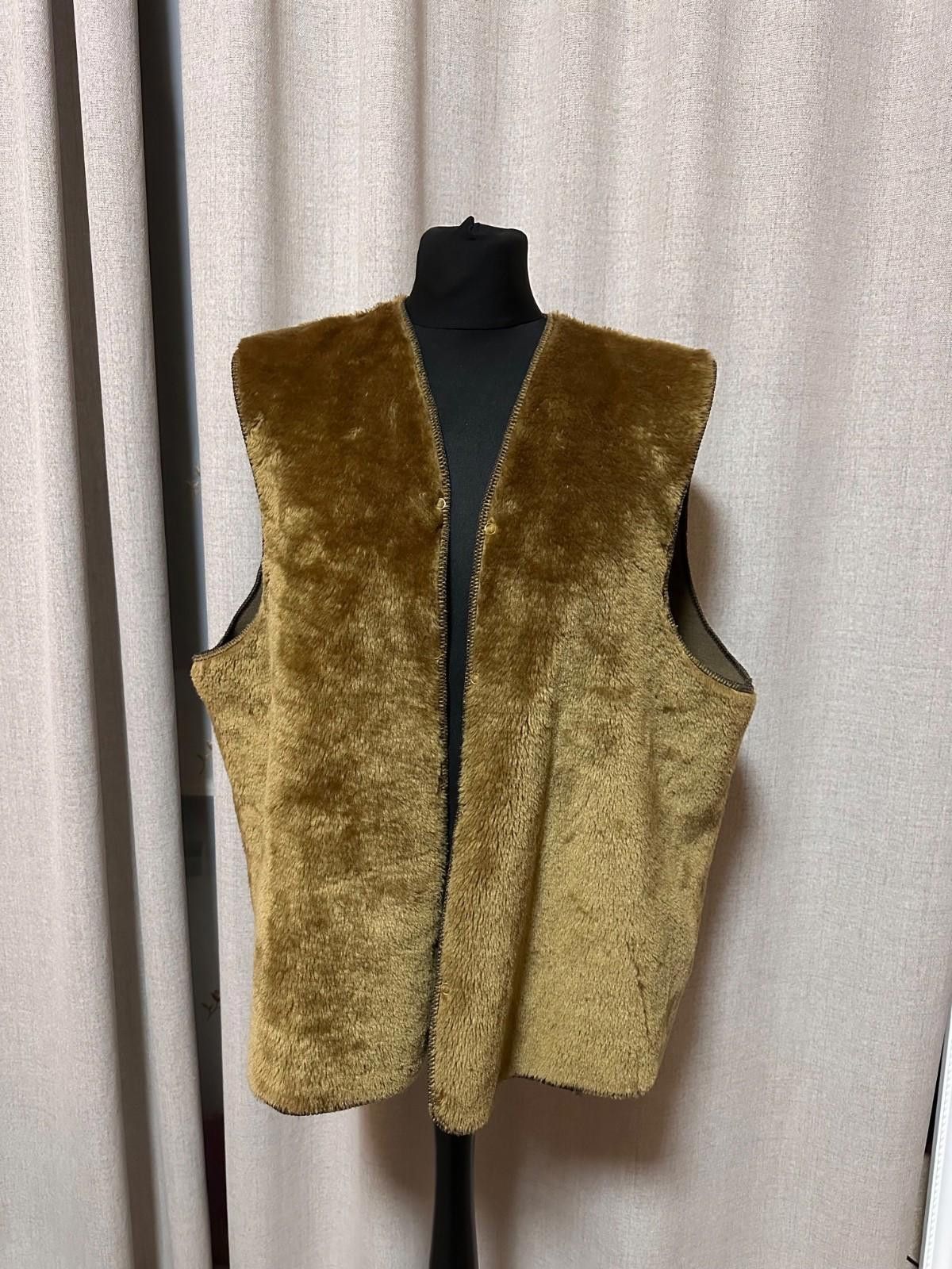 Barbour Vintage Barbour A297 Pile Lining Faux Fur C48 Liner Gilet Size US L / EU 52-54 / 3 - 1 Thumbnail