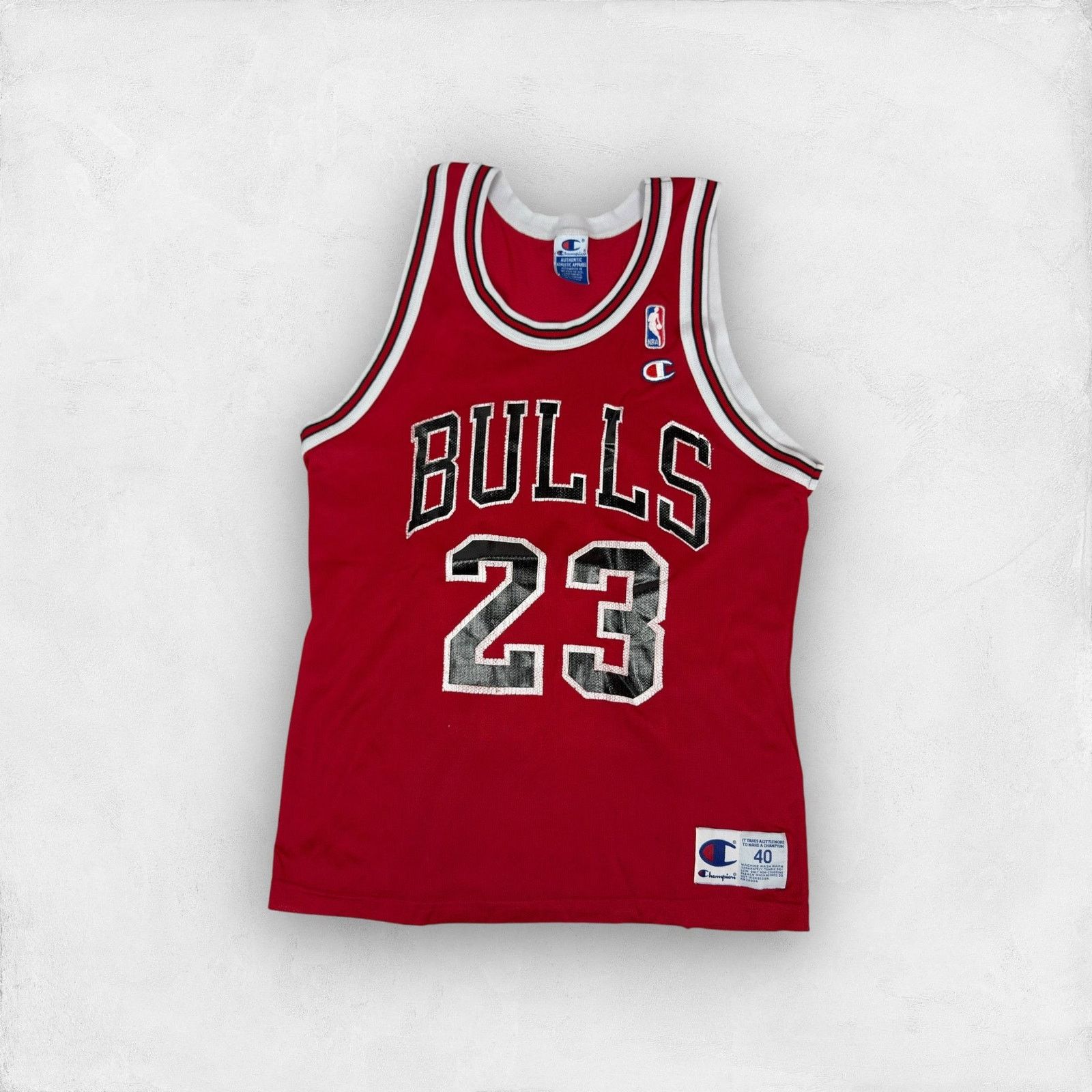 Champion × Vintage Champion Mens Red Chicago Bulls Michael Jordan #23 Jersey 40 Size US M / EU 48-50 / 2 - 1 Thumbnail