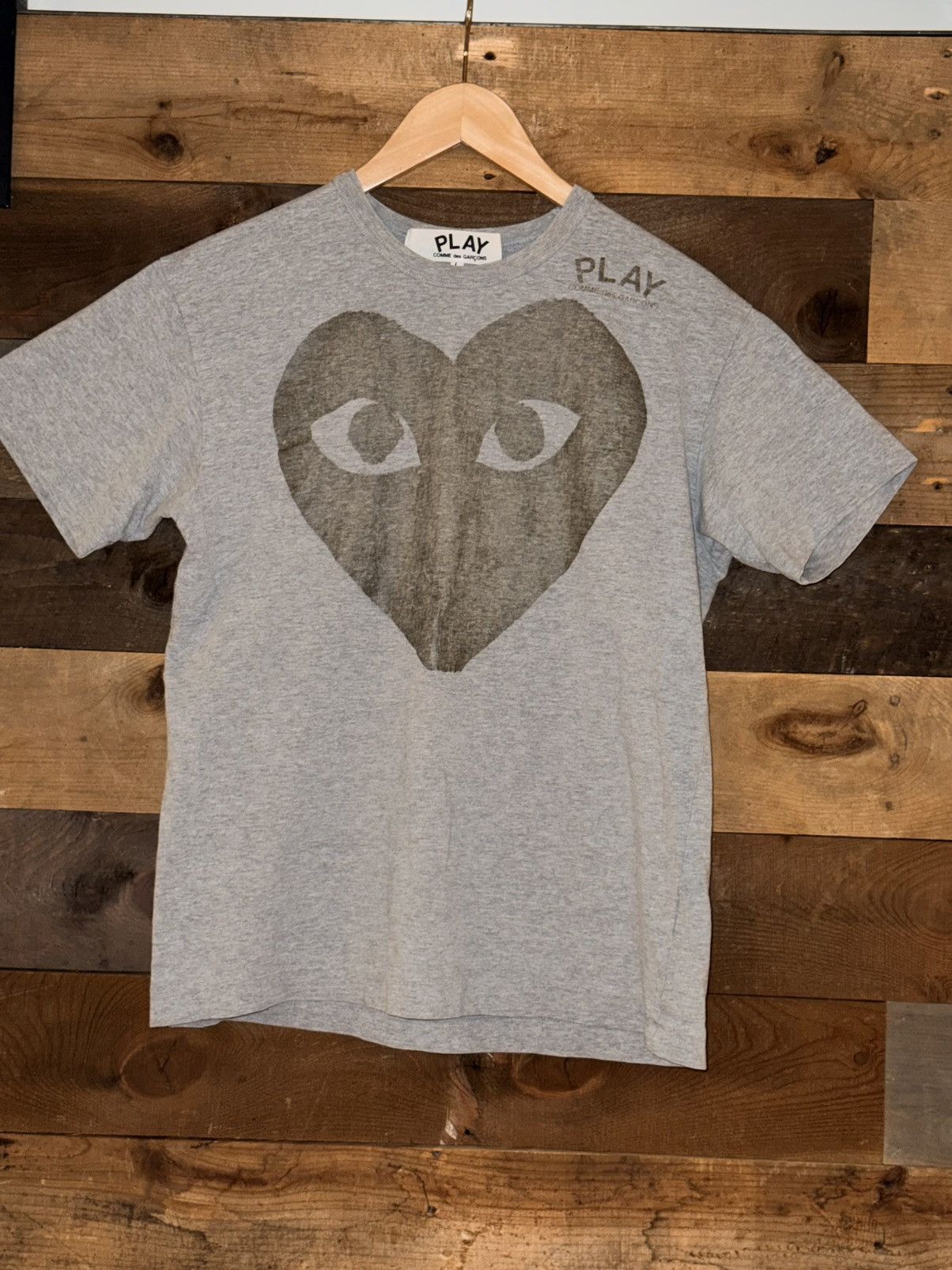 Comme des Garcons Comme des Garçons Play Large Heart Size L / US 10 / IT 46 - 1 Thumbnail
