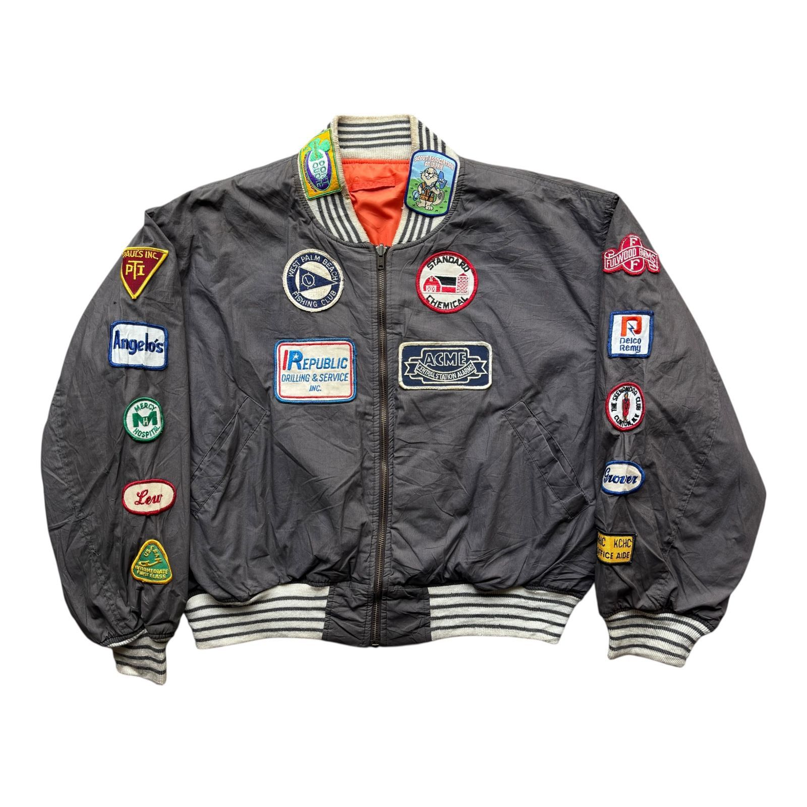 Vintage Vintage 90's Dog Fight Patches Distressed Bomber Jacket Size US L / EU 52-54 / 3 - 1 Thumbnail