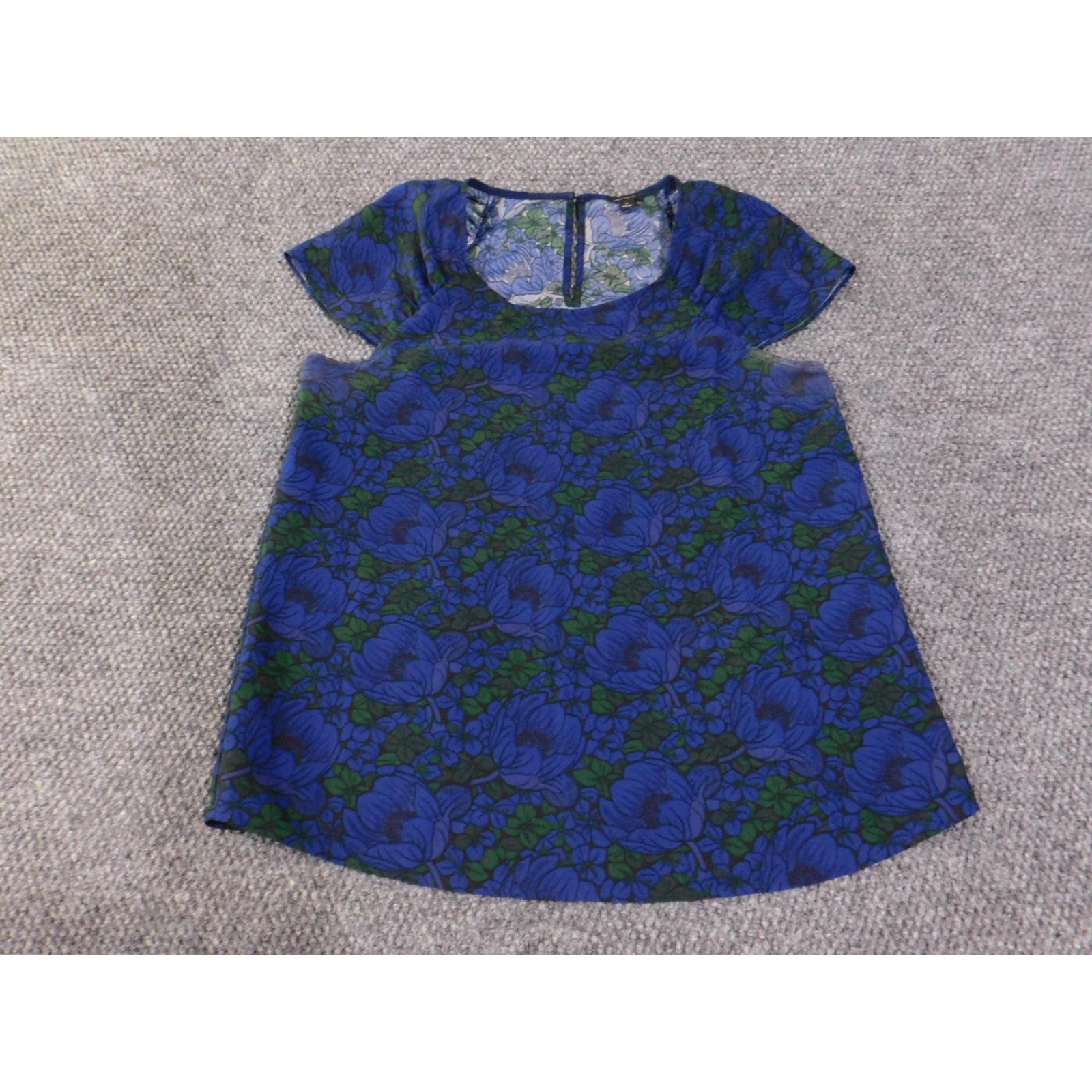Ann Taylor VINTAGE Ann Taylor top Womens M Blue Floral Shift Short Sleeve Back Zip Size M / US 6-8 / IT 42-44 - 2 Thumbnail