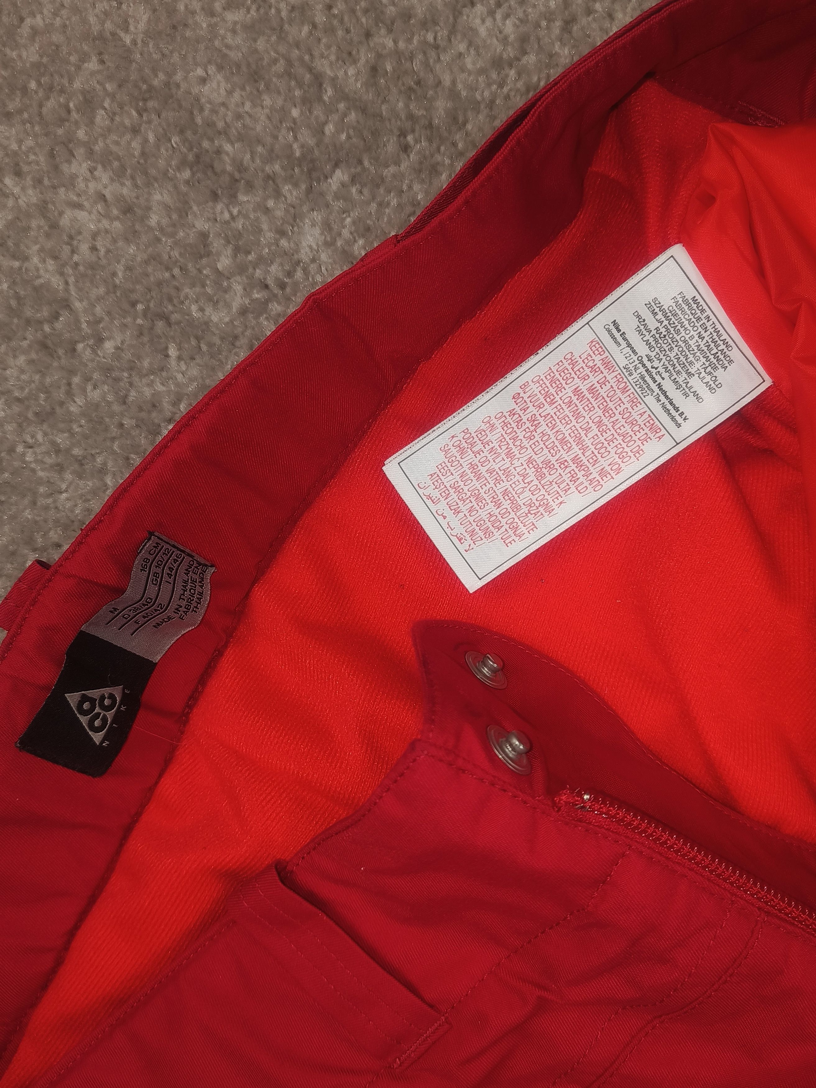 Nike ACG Nike ACG Red Technical Outdoor 00s NikeFIT Vintage Pants Size US 33 - 6 Thumbnail