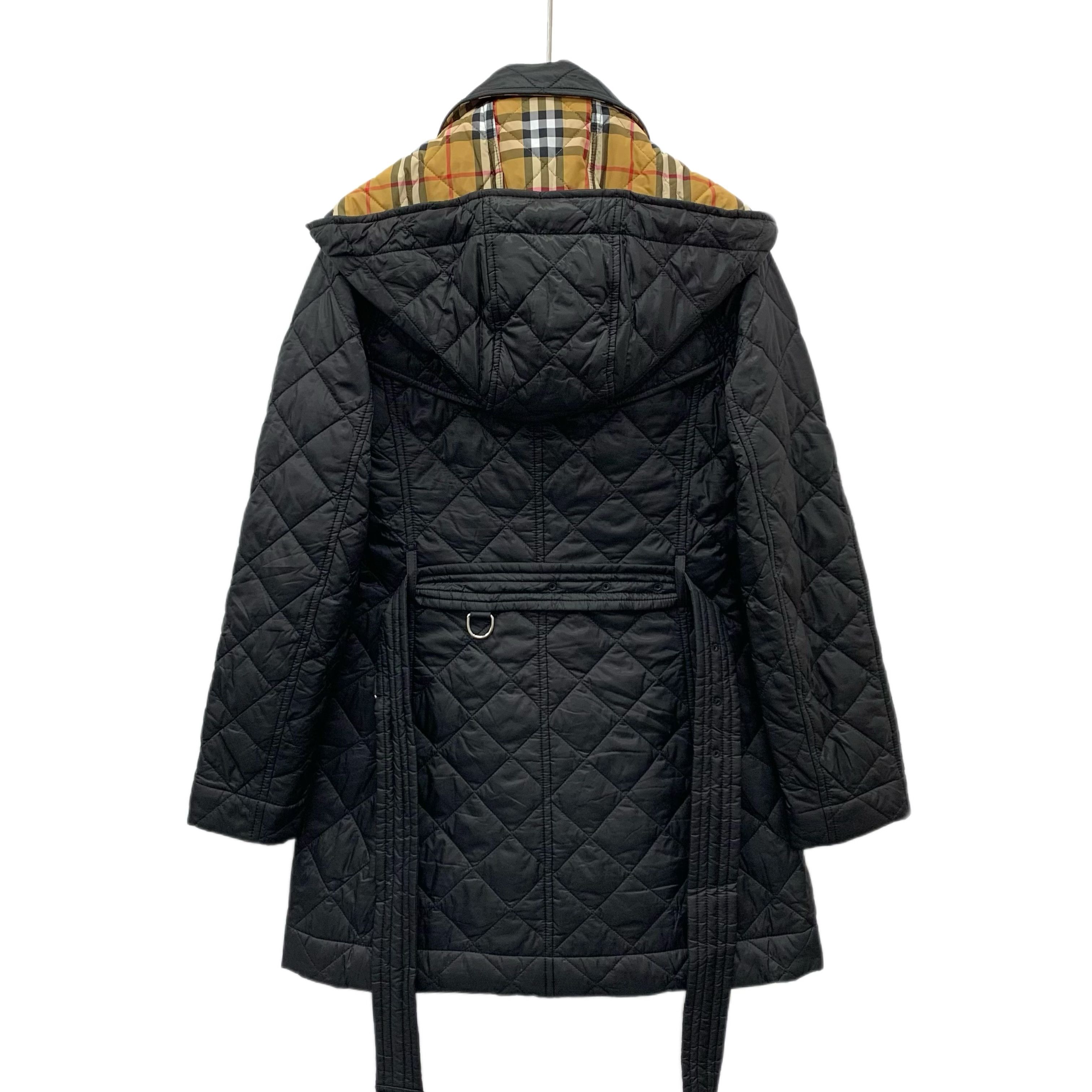 Burberry Burberry Quilted Belted Jacket Black (XS) Size XS / US 0-2 / IT 36-38 - 2 Thumbnail