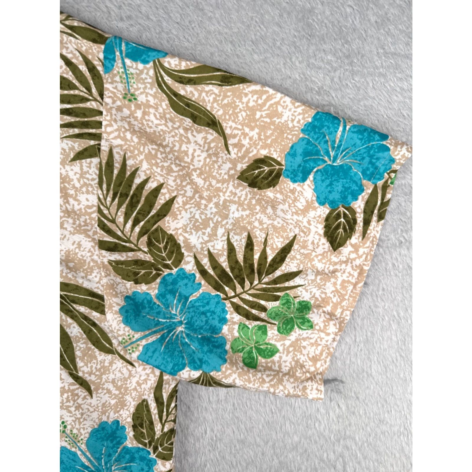 Erima Rima Shirt Adult 2XL Floral Hawaiian Beige Blue Green 100% Terivoile Button-Up Short Sleeve Mens Casual Size US XXL / EU 58 / 5 - 2 Thumbnail