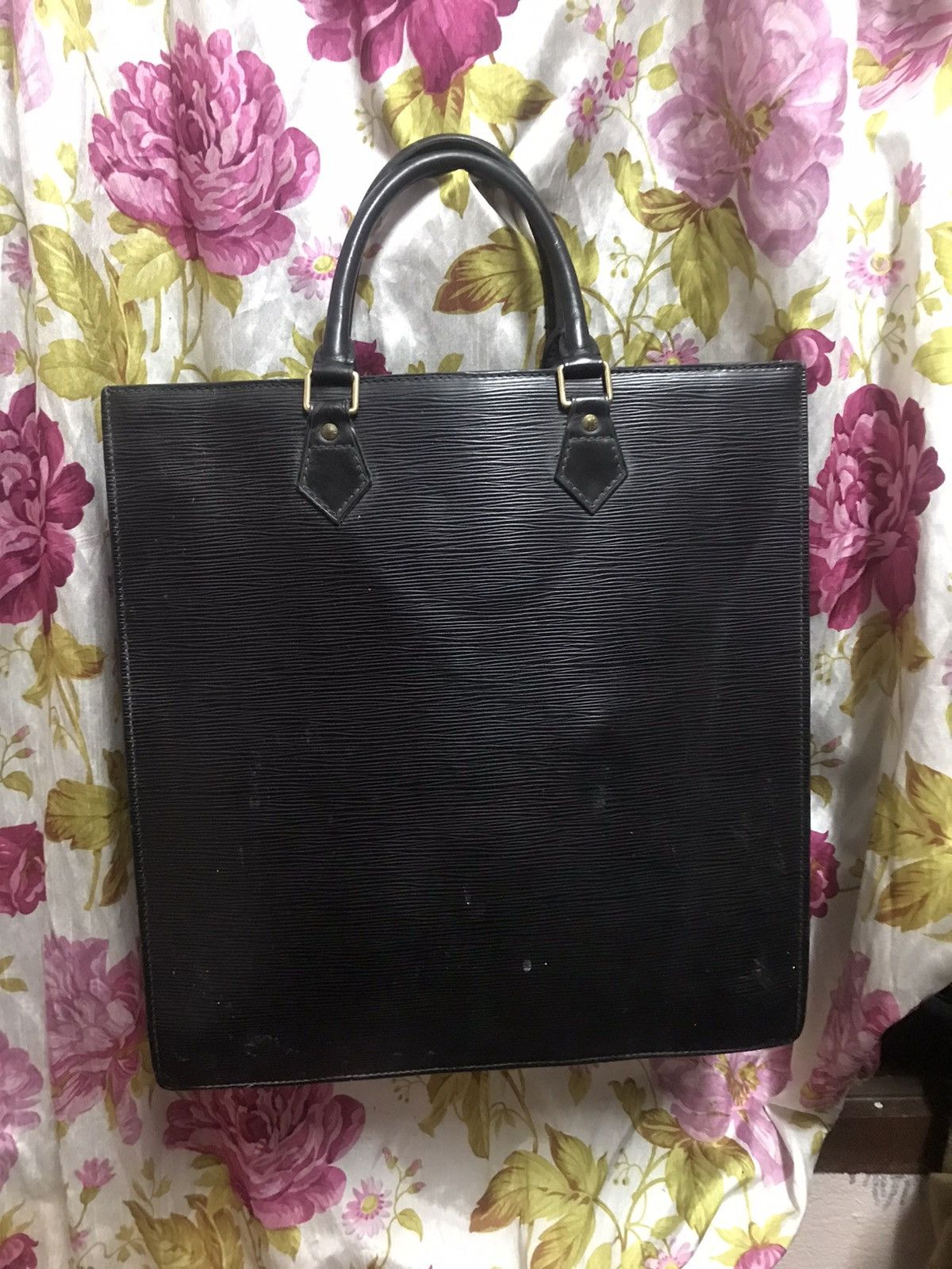 Louis Vuitton × Vintage Authentic Louis Vuitton Epi Sac Plat Handbag Size ONE SIZE - 2 Thumbnail
