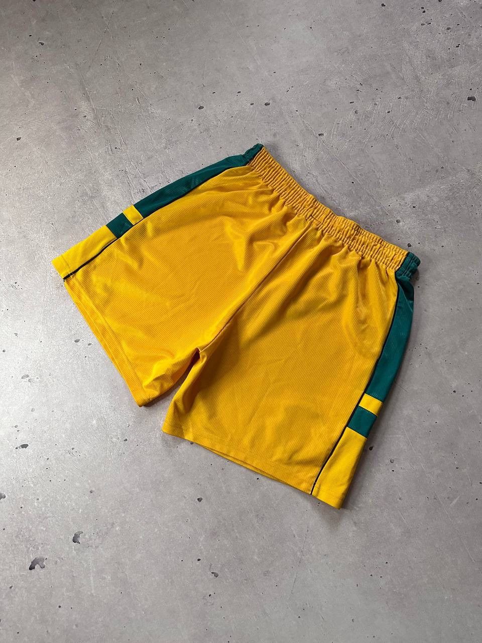Le Coq Sportif × Vintage FC NANTES 2001-02 HOME SOCCER FOOTBALL SHORTS Size US 36 / EU 52 - 6 Thumbnail