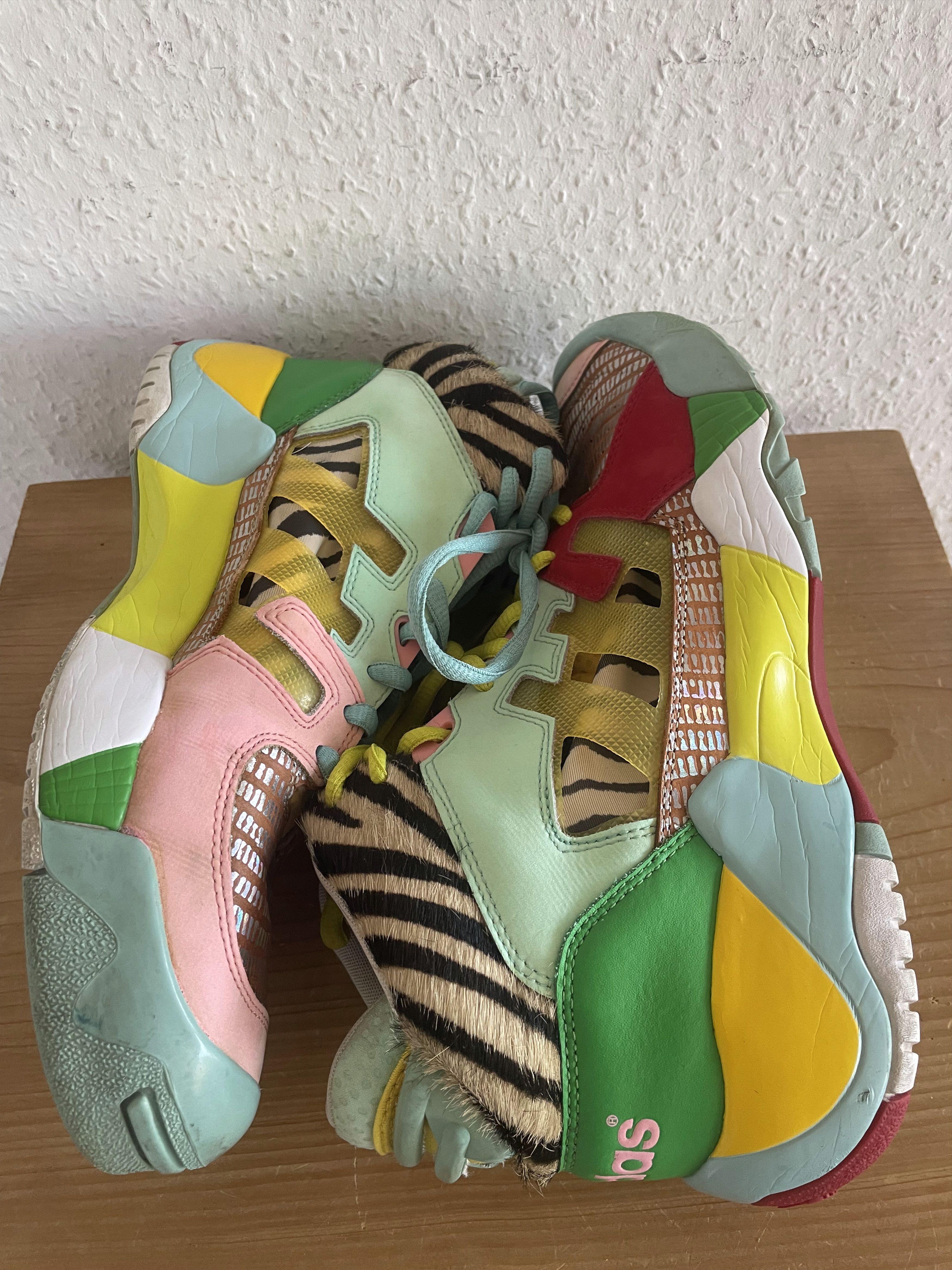 Adidas × Jeremy Scott Adidas X Jeremy Scott JS 3 Tongue Attitude