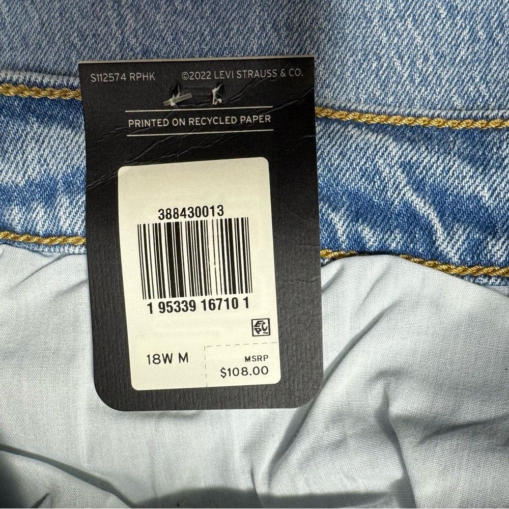 Levi's NWT New $108 Levi's Ribcage Straight Ankle Jeans Size 18W Size 40" / US 18 - 7 Thumbnail