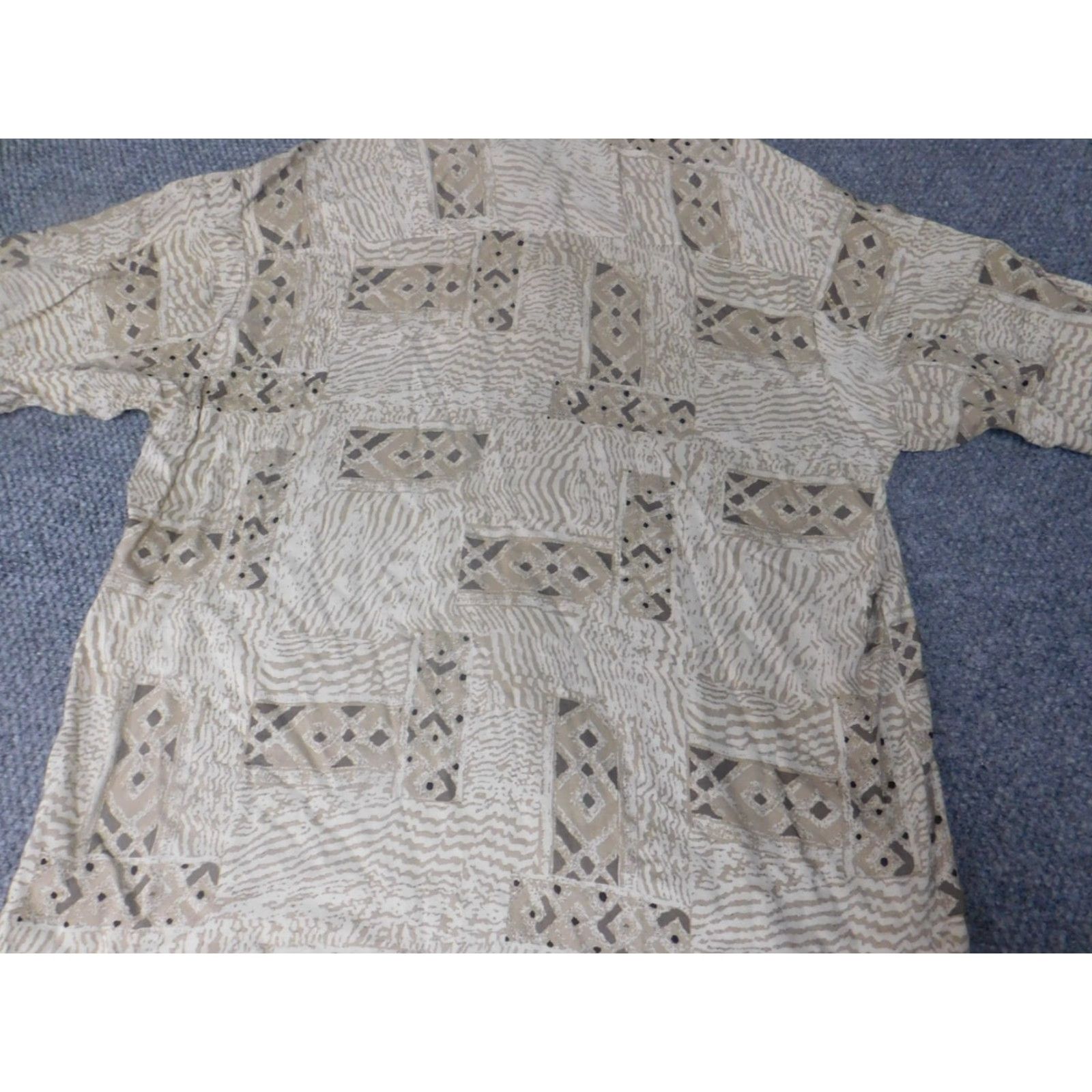 Vintage Puritan Mens Shirt XL Beige Button-Down Short Sleeve Collared Knit Cotton Logo Vintage No Size US XL / EU 56 / 4 - 6 Thumbnail