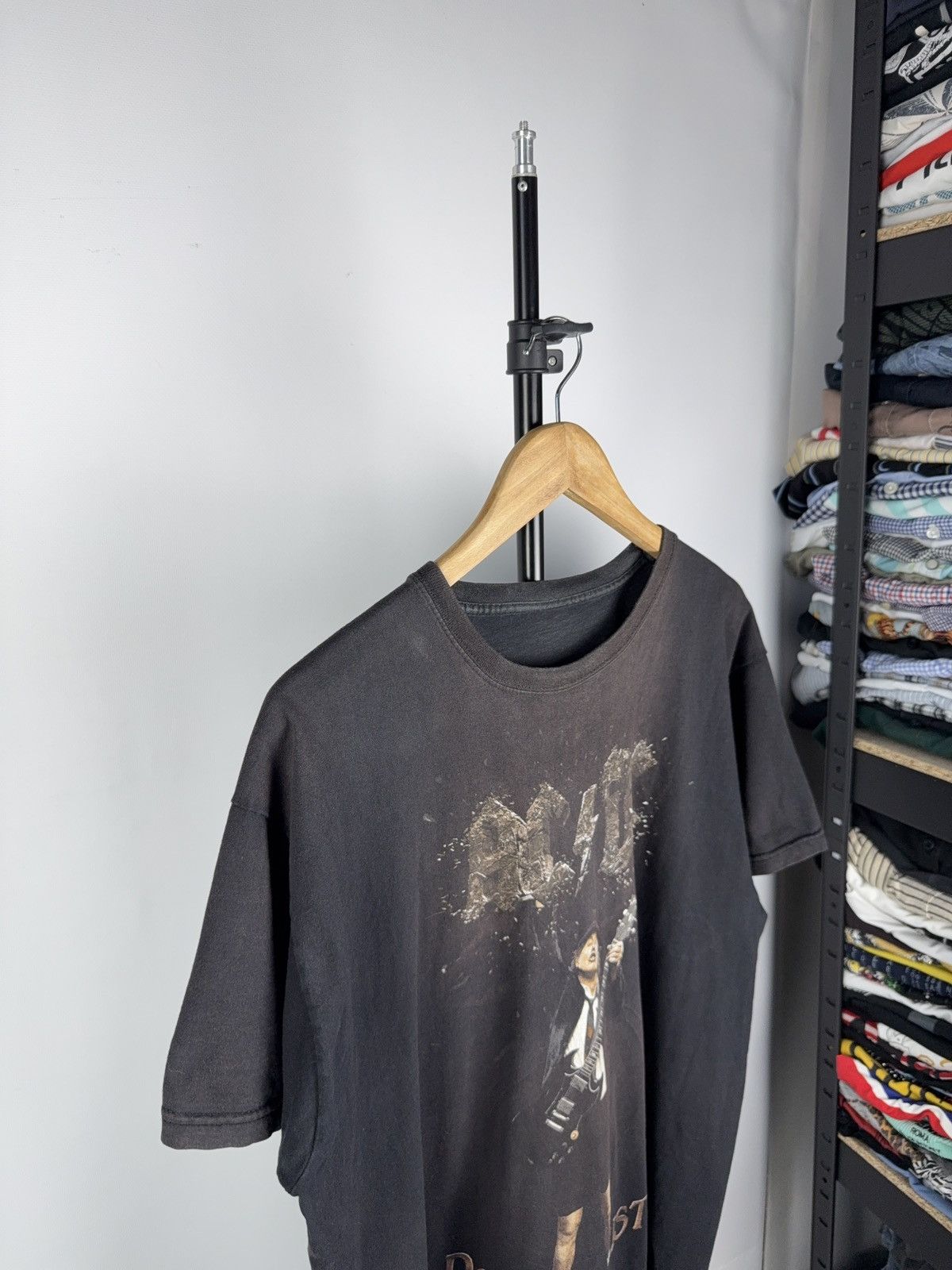 AC/DC × Band Tees × Vintage Rare! Vintage 2000’s Faded AcDc World Tour 2015 T Shirt Size US L / EU 52-54 / 3 - 2 Thumbnail